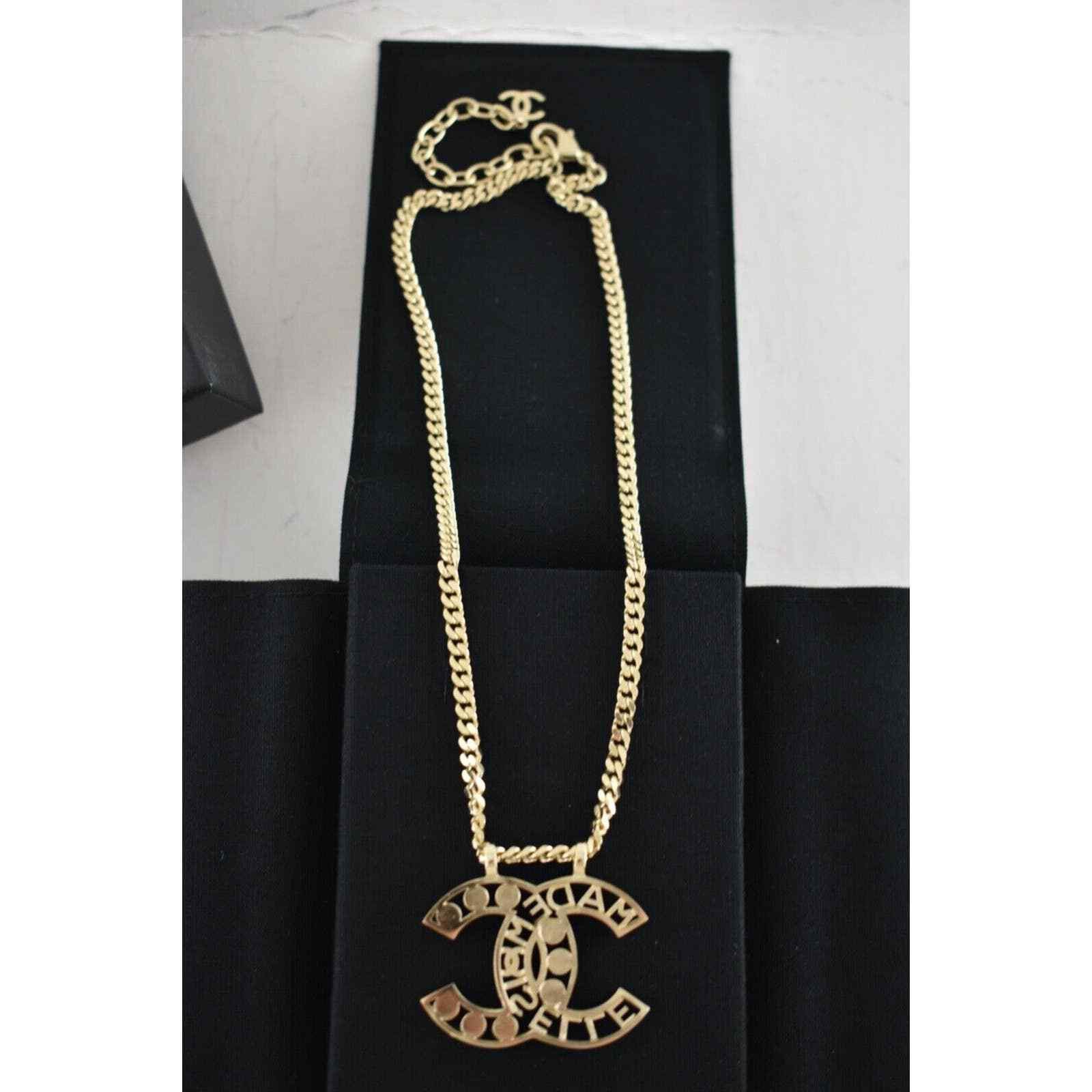 Chanel Chanel 22P Gold Metal Pearl Mademoiselle Pendant Necklace Size ONE SIZE - 10 Thumbnail