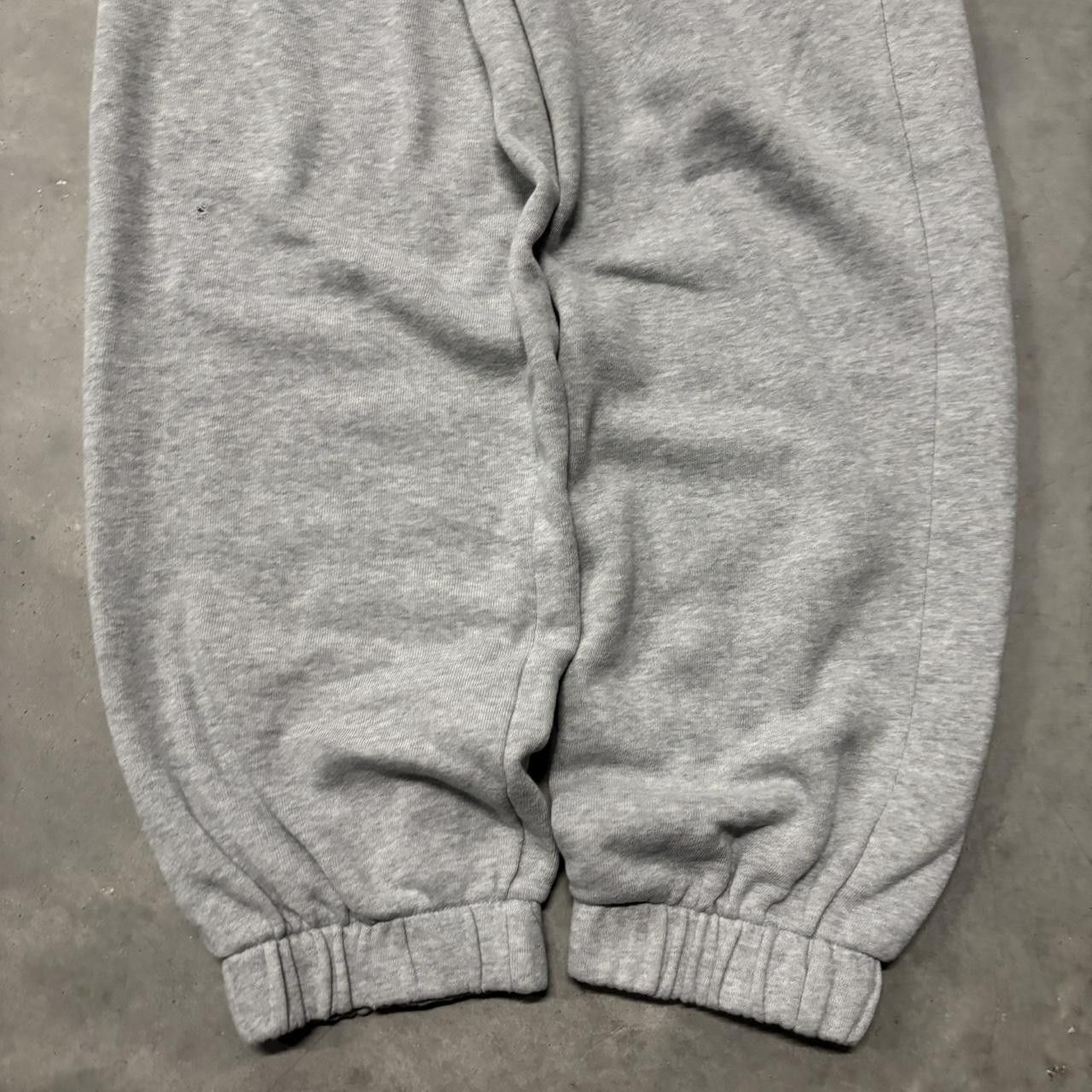 Japanese Brand × Vintage Crazy Vintage Y2K/2000s Light Grey Streetwear Essential Sweatpants! Size US 28 / EU 44 - 6 Thumbnail