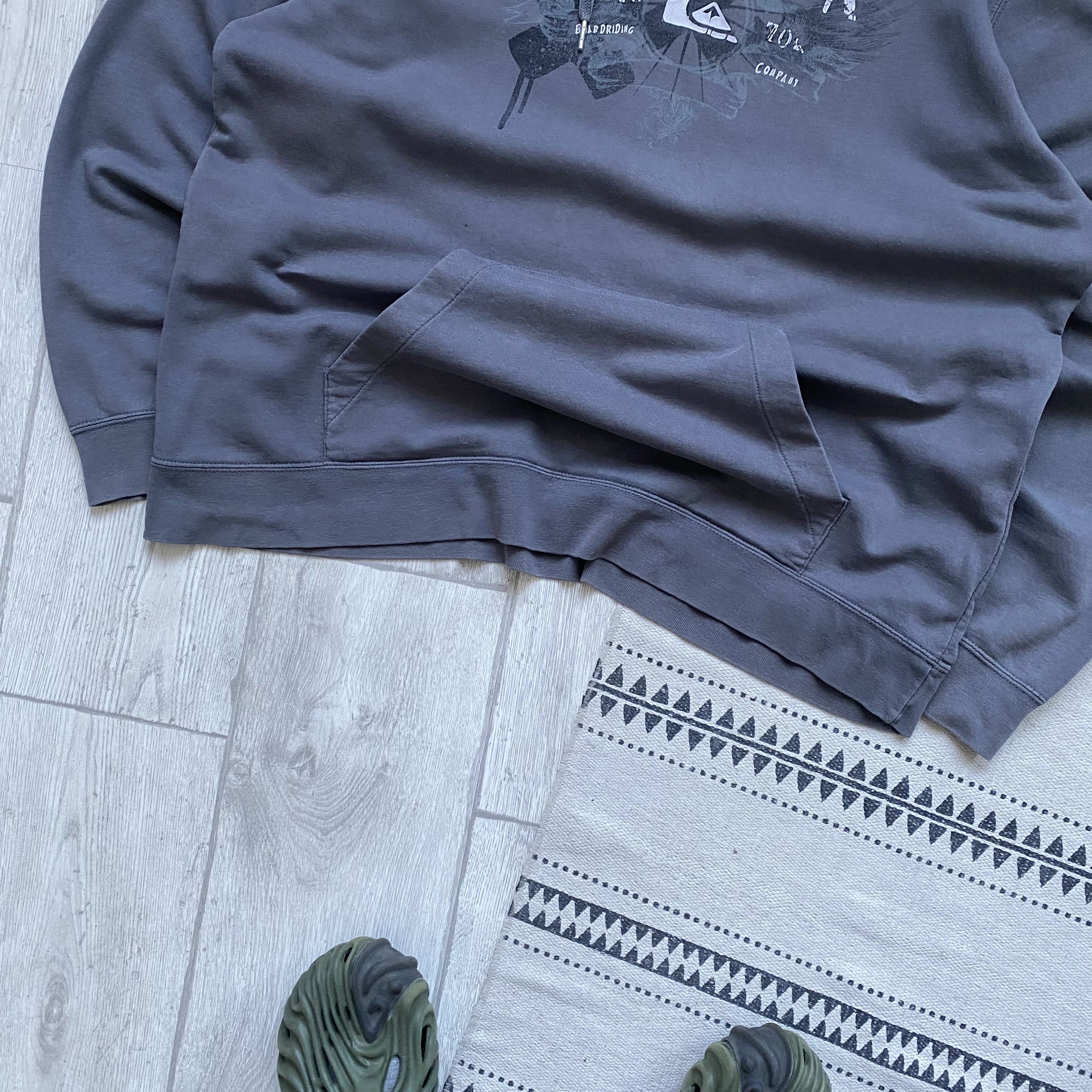 Quiksilver 🏄🏼‍♂️Thrashed Vintage 90s Quiksilver hoodie center logo Size US XL / EU 56 / 4 - 3 Thumbnail
