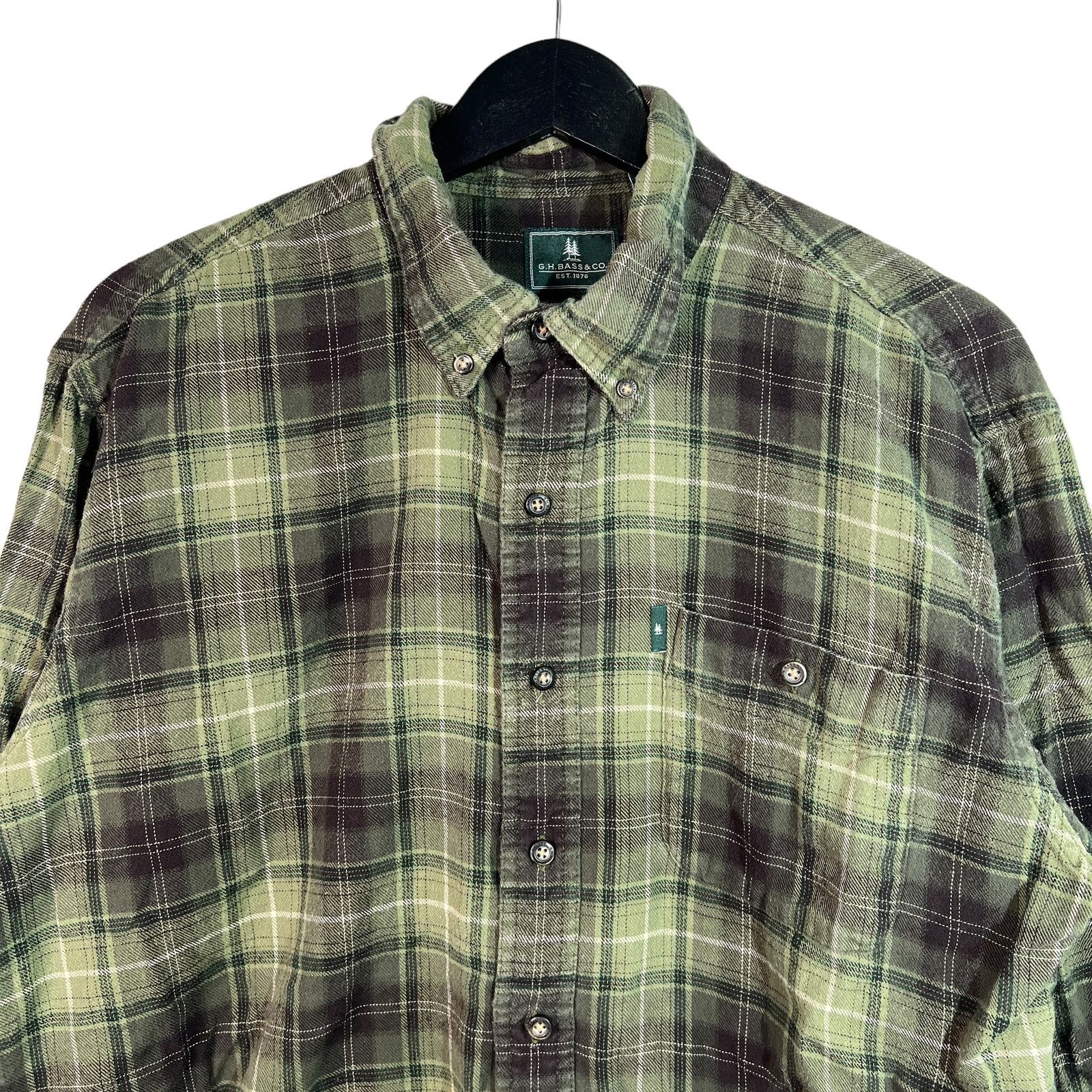 G.H. Bass & Co. G.H. Bass & Co. Plaid Button Down Flannel Size US L / EU 52-54 / 3 - 2 Thumbnail