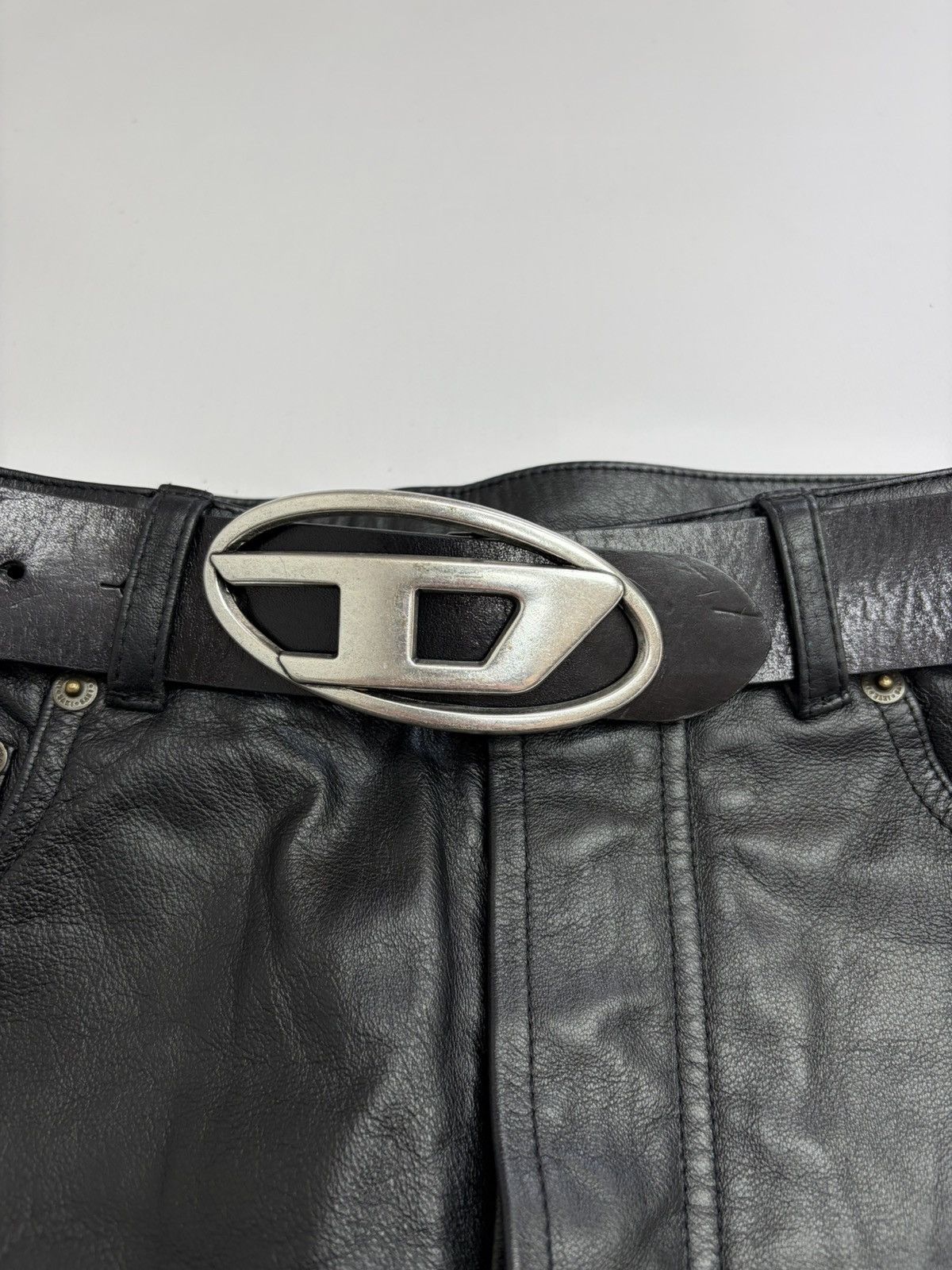 Diesel Vintage y2k Diesel Oval Logo Leather Belt Statement Buckl Size ONE SIZE - 4 Thumbnail