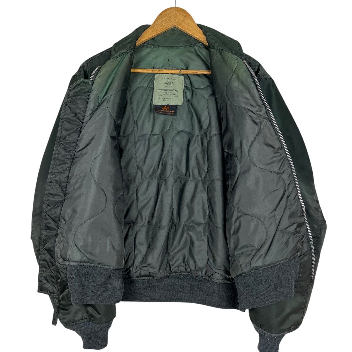 Alpha Industries Vintage alpha Cwu 45 P Bomber Jacket Made In Usa Size M Size US M / EU 48-50 / 2 - 11 Thumbnail