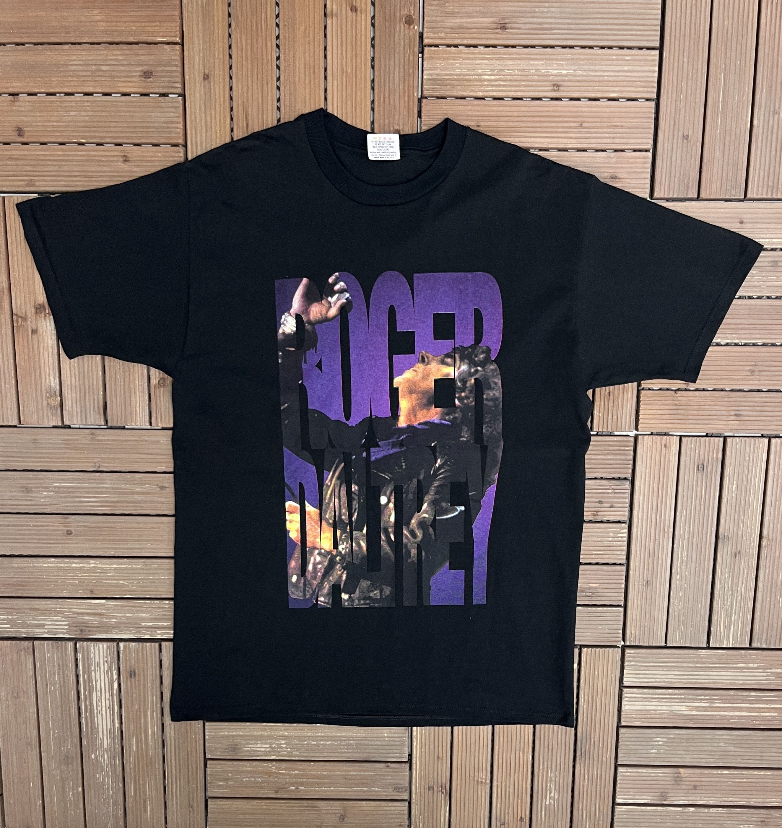 Vintage Roger Daltrey '94 Tour Vintage Black T-Shirt Tee Size US XL / EU 56 / 4 - 1 Thumbnail