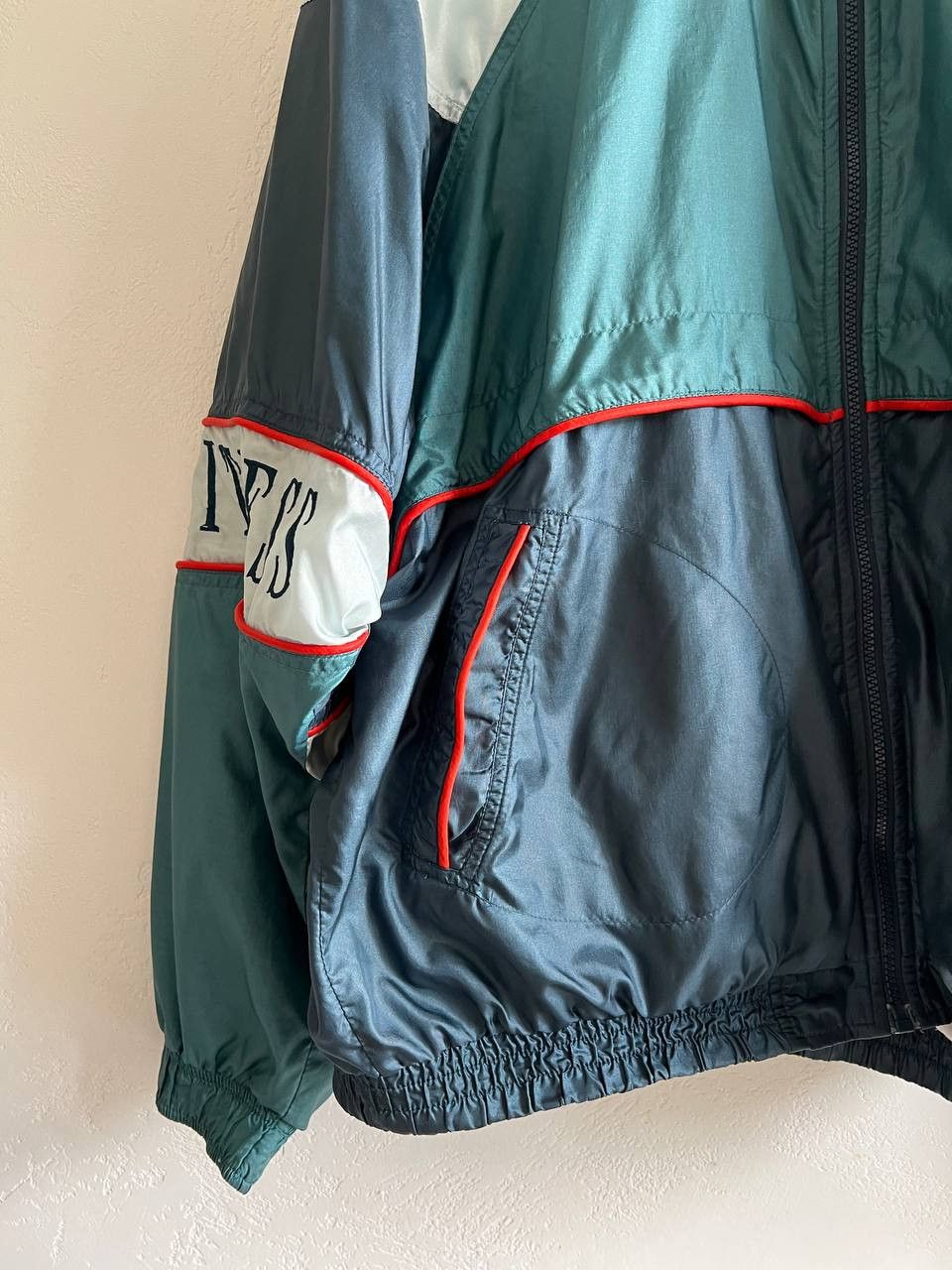 Nike Vintage Nike Just Do It Logo Light Nylon Track Jacket 90S Size US L / EU 52-54 / 3 - 10 Thumbnail
