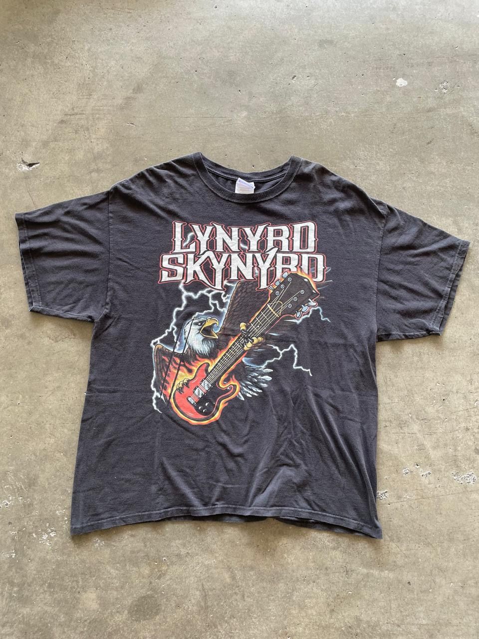 Band Tees × Vintage vintage lynyrd skynyrd tag hanes Size US XXL / EU 58 / 5 - 1 Thumbnail