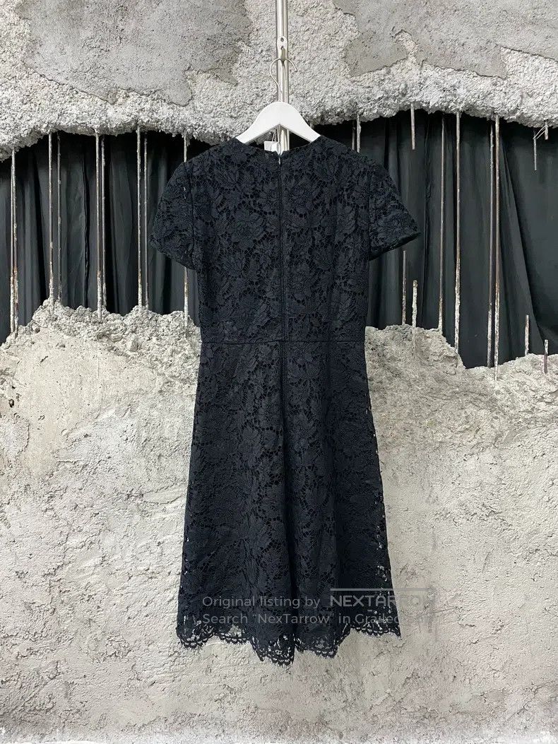 Valentino Valentino Lace dress Size S / US 4 / IT 40 - 2 Thumbnail