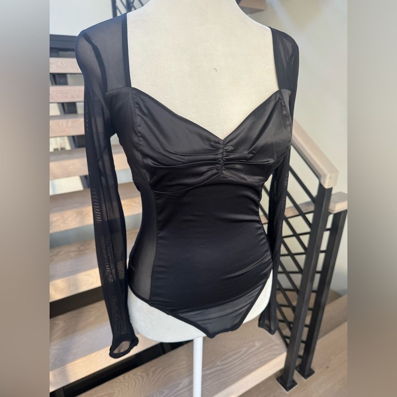 Other New Guess Elegant Black Mesh Long Sleeve Top size S Size S / US 4 / IT 40 - 2 Thumbnail