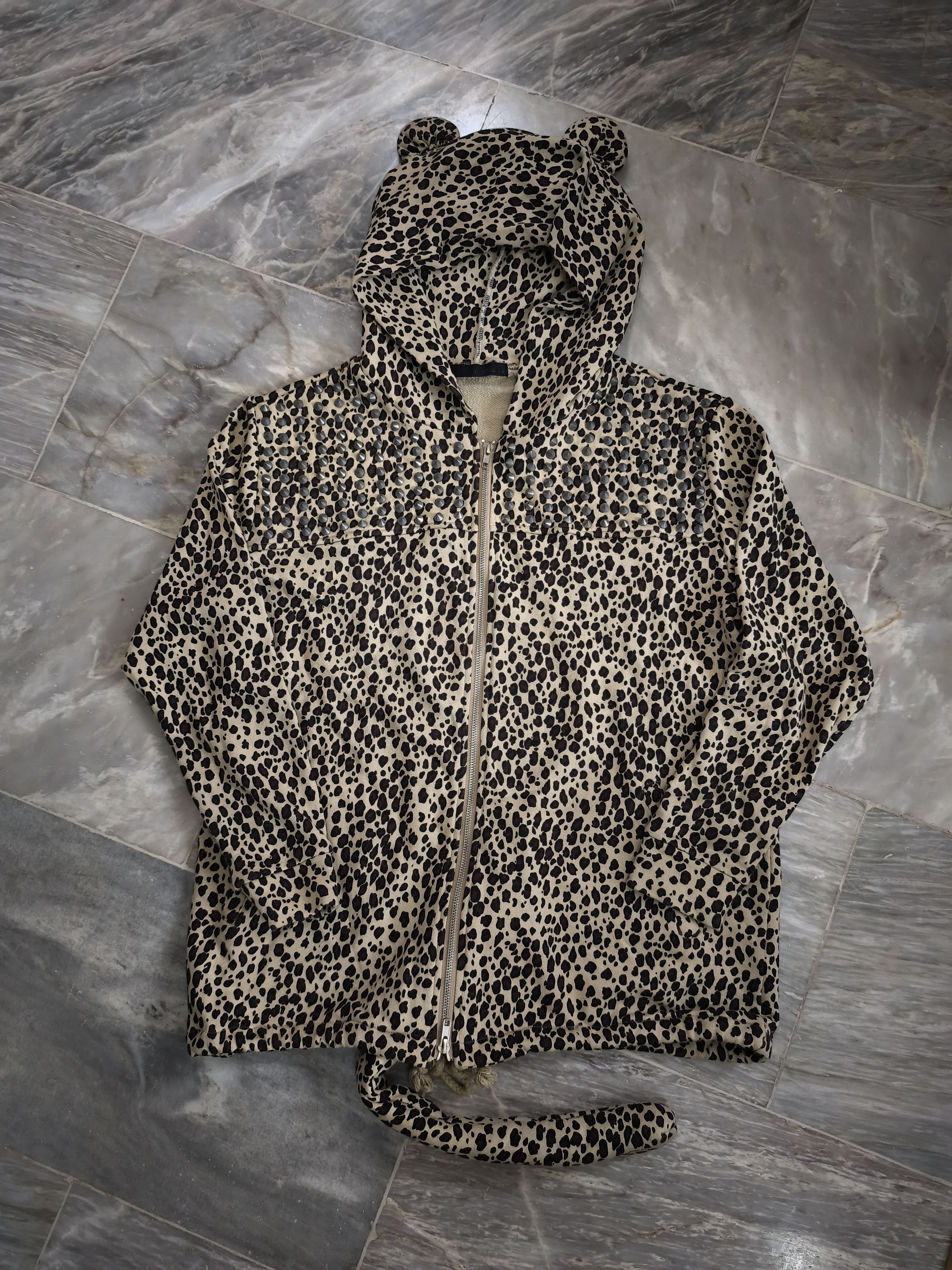 Japanese Brand Y2k Glad News Leopard Studded with Tail Zip Up Hoodie Size L / US 10 / IT 46 - 1 Thumbnail