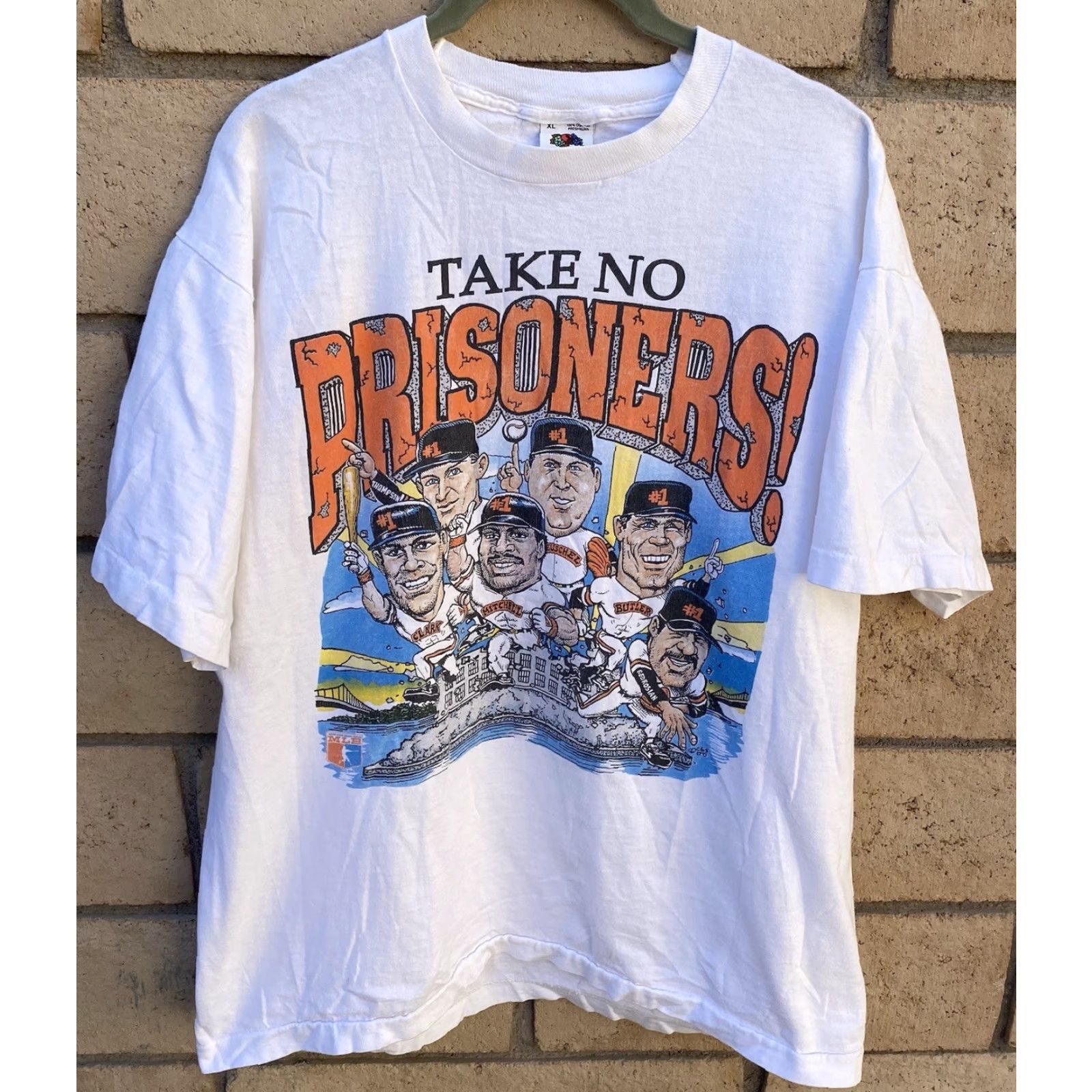 Fruit Of The Loom VINTAGE Fruit of the Loom T-Shirt San Francisco Giants Caricature White XL Mens Short Sleeve Graphic Print Sports California 1980s 1990s Size US XL / EU 56 / 4 - 2 Thumbnail