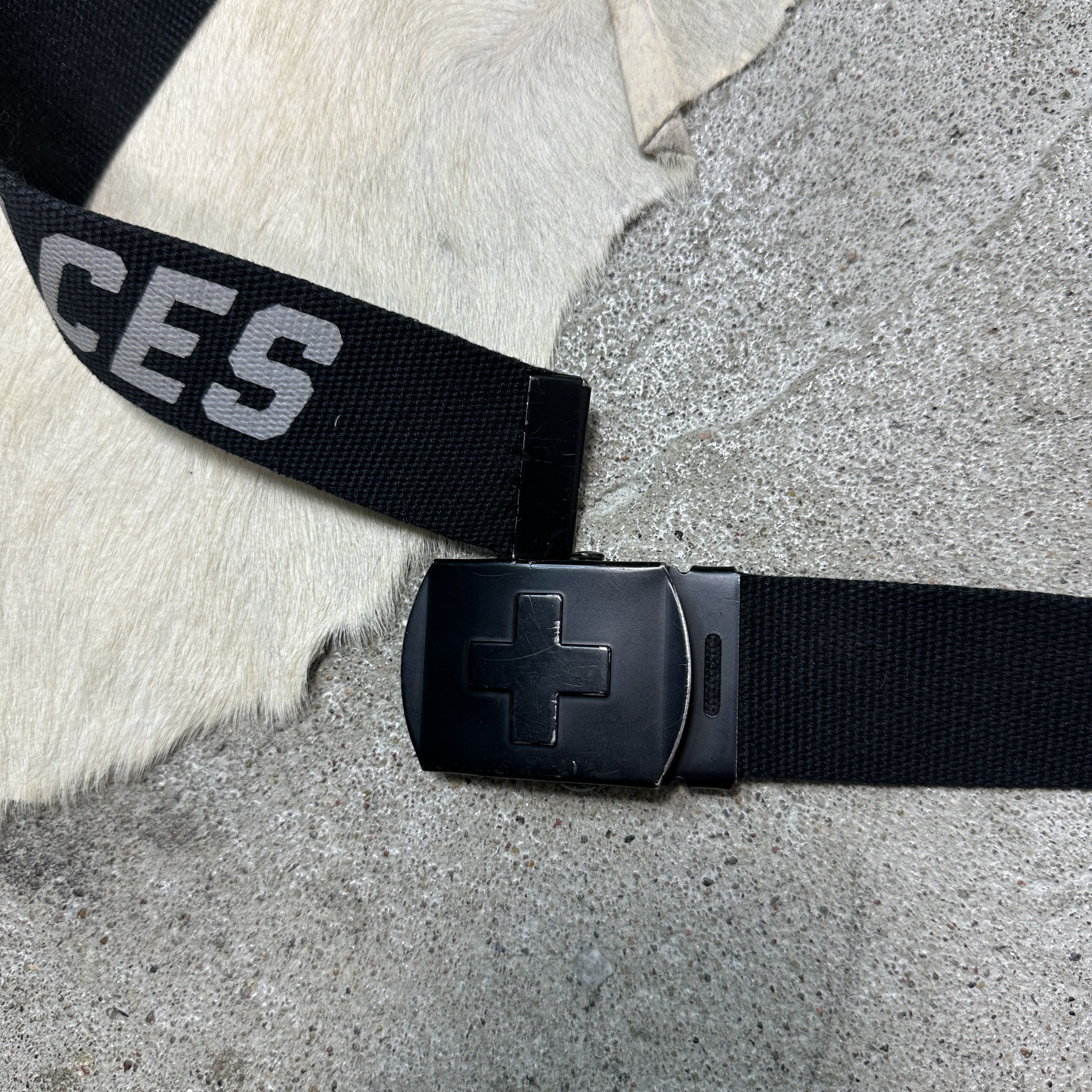 Places + Faces Vintage Reflective Hype Beast Places + Faces Belt Y2K Size ONE SIZE - 4 Thumbnail