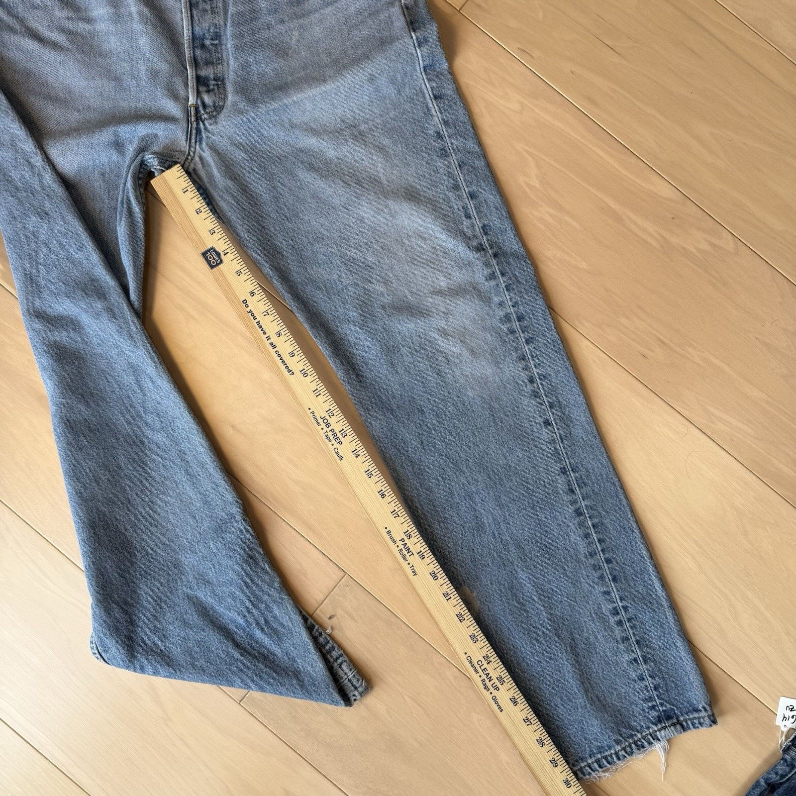Levi's Vintage Levis 501 Jeans 32 Blue Straight 90s Denim Workwear Size US 32 / EU 48 - 7 Thumbnail