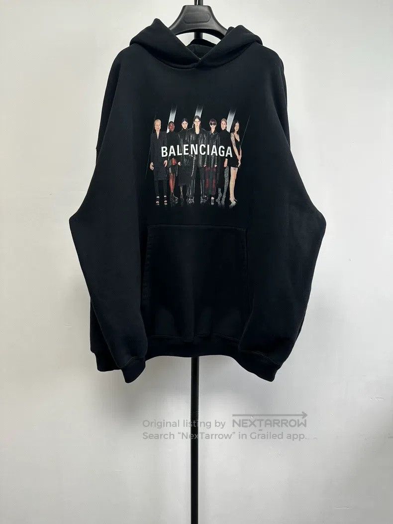 Balenciaga Balenciaga Character Print Hooded Sweatshirt Size US XS / EU 42 / 0 - 1 Thumbnail