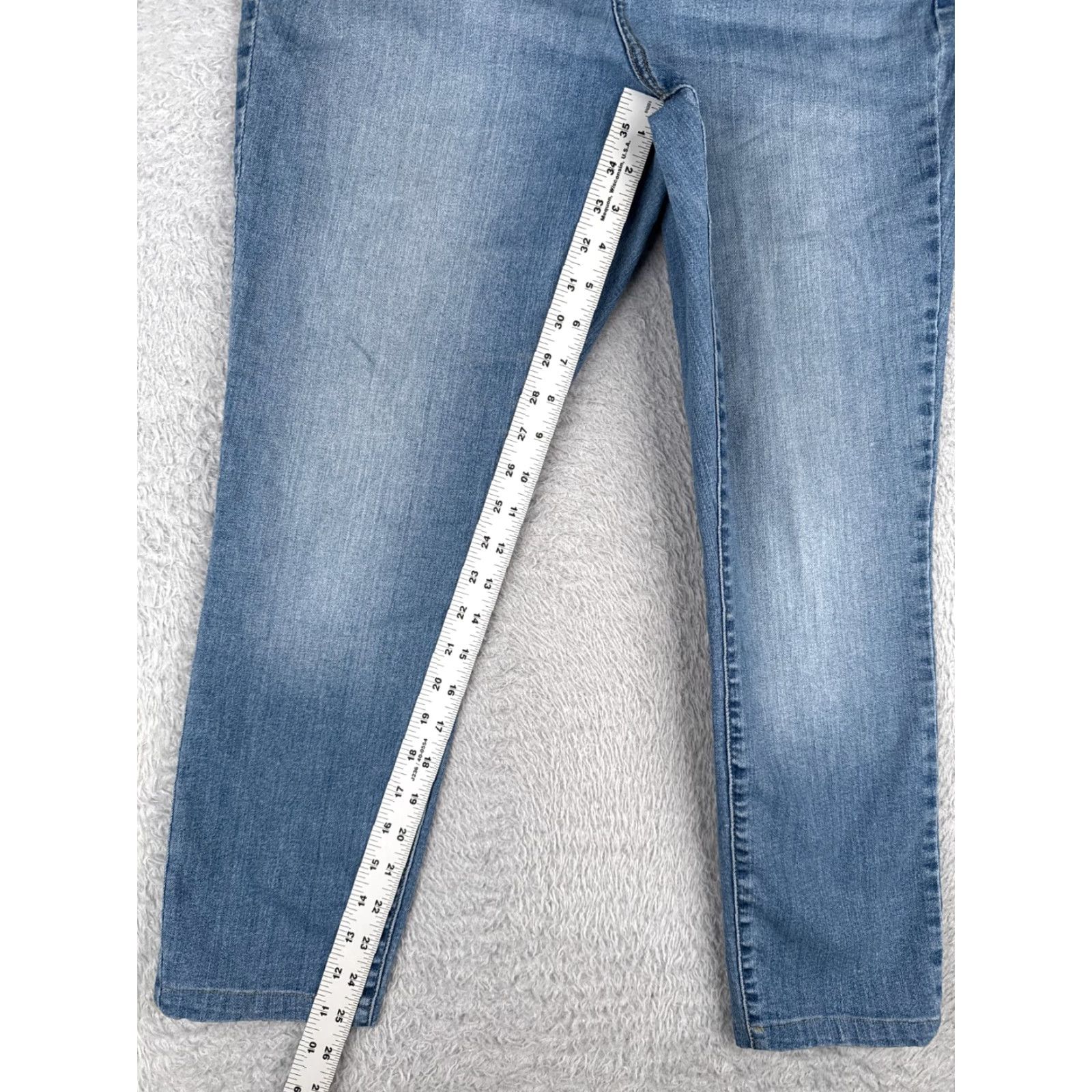 Vintage Universal Thread Jeans Women's High Rise Cropped Denim Size 16 Blue Distressed 34x25 Size 38" / US 16 / IT 52 - 7 Thumbnail