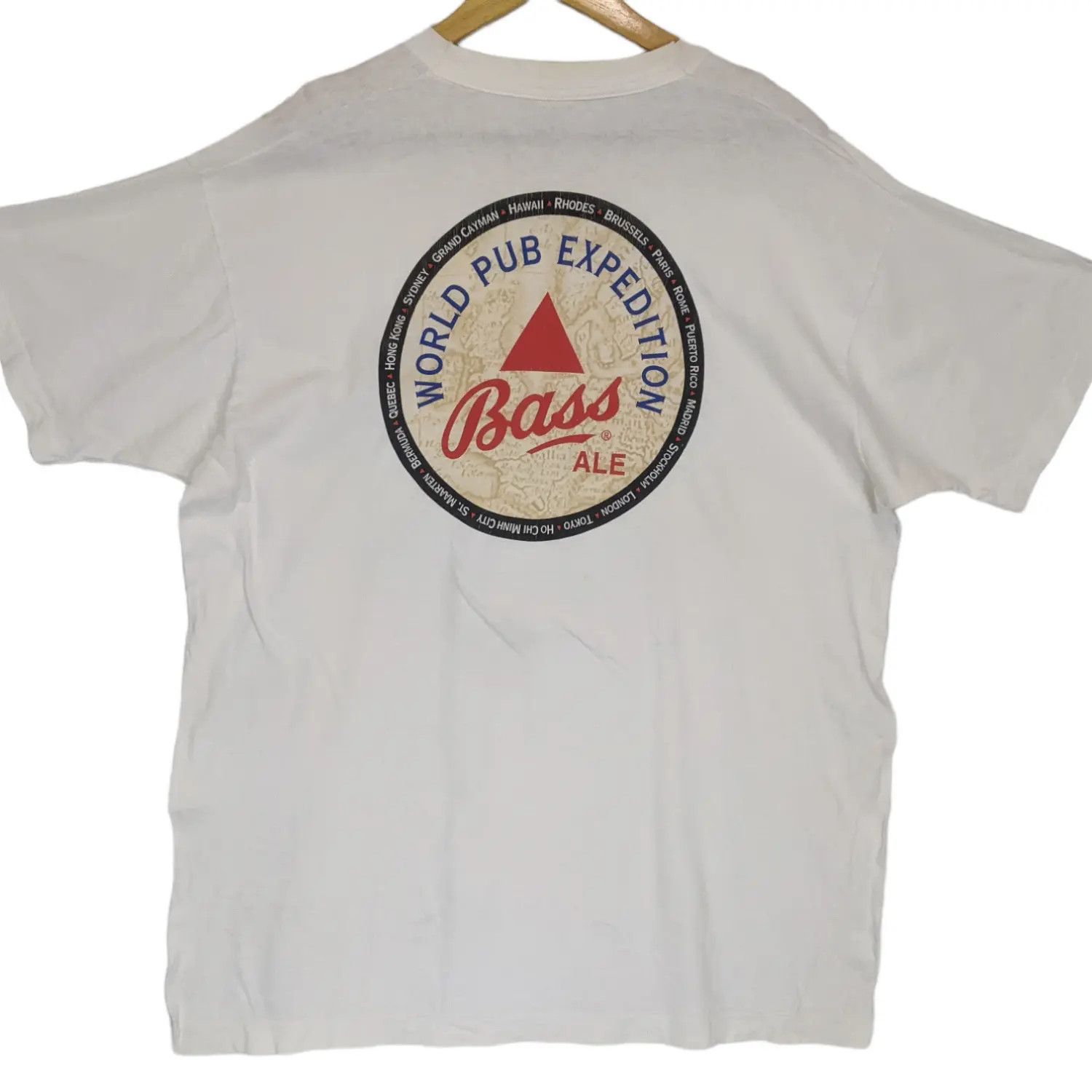 Drink Beer Save Water Vintage 90's FOTL Bass Ale World Pub Expedition Tee Size US M / EU 48-50 / 2 - 4 Thumbnail
