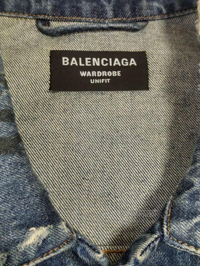Balenciaga Balenciaga Graffiti hand-painted denim jacket Size US M / EU 48-50 / 2 - 2 Thumbnail