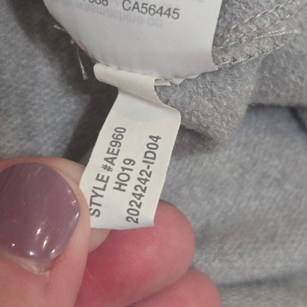 J.Crew J. Crew Gray Cloud Crewneck Pocket Sweatshirt, Size Medium Size L / US 10 / IT 46 - 6 Thumbnail
