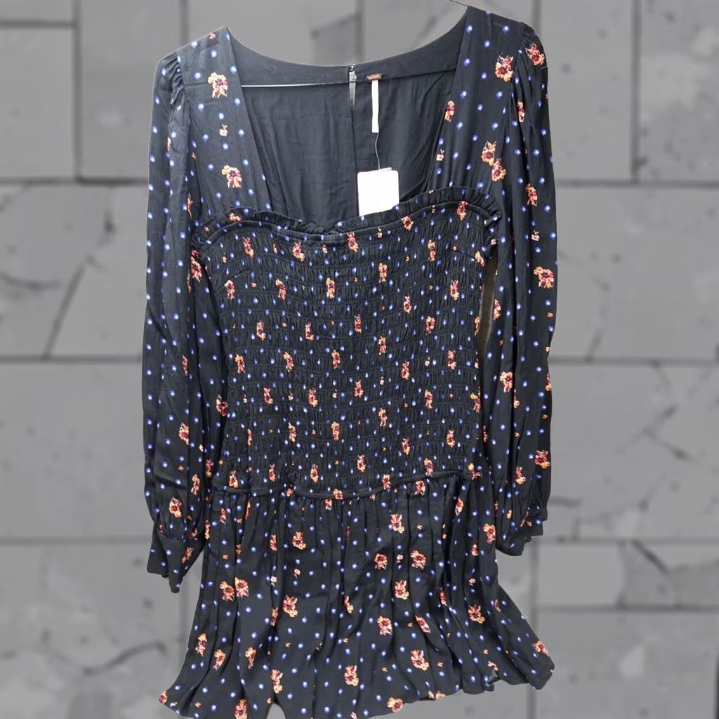 Free People Free People Womens Dress Medium Black Smocked NEW Two Faces Size M / US 6-8 / IT 42-44 - 1 Thumbnail