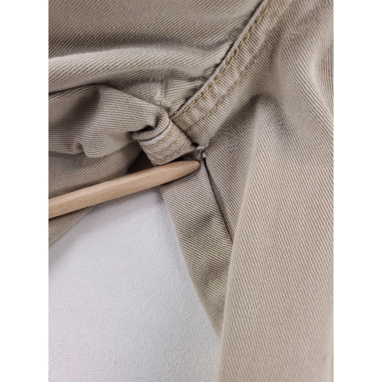 Levi's VINTAGE Levi's VTG 90s Khakis Silvertab Baggy Pants Mens 30 x 32 Beige Chino 30 x 30 Actual Mens Size US 30 / EU 46 - 2 Thumbnail