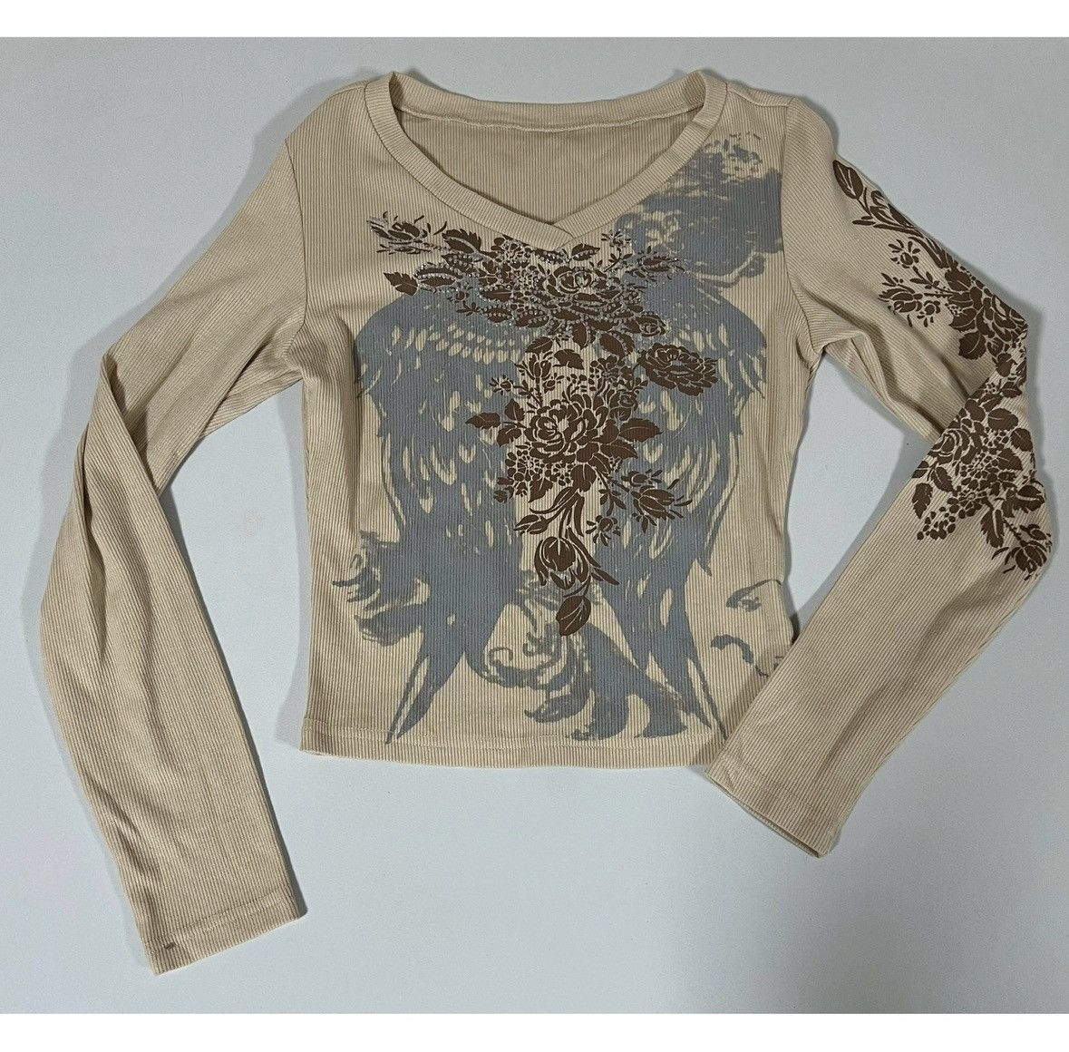 Japanese Brand Tan Floral V-Neck Y2K Long Sleeve T-Shirt Top Tee Size S ✨ Size S / US 4 / IT 40 - 1 Thumbnail
