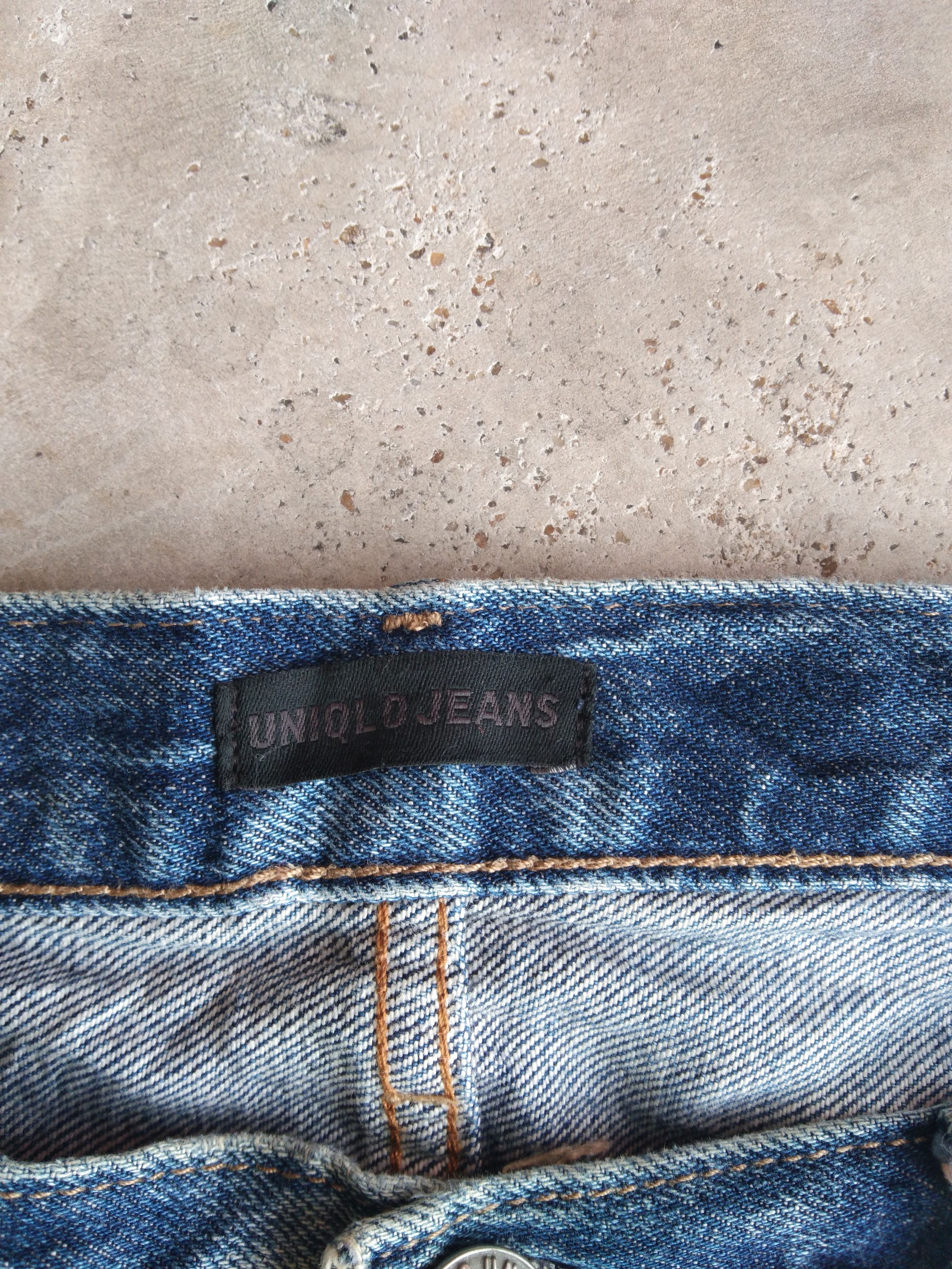 Uniqlo Vintage Japanese Uniqlo Faded Blue Distressed Jeans 32x31 Size US 32 / EU 48 - 8 Thumbnail