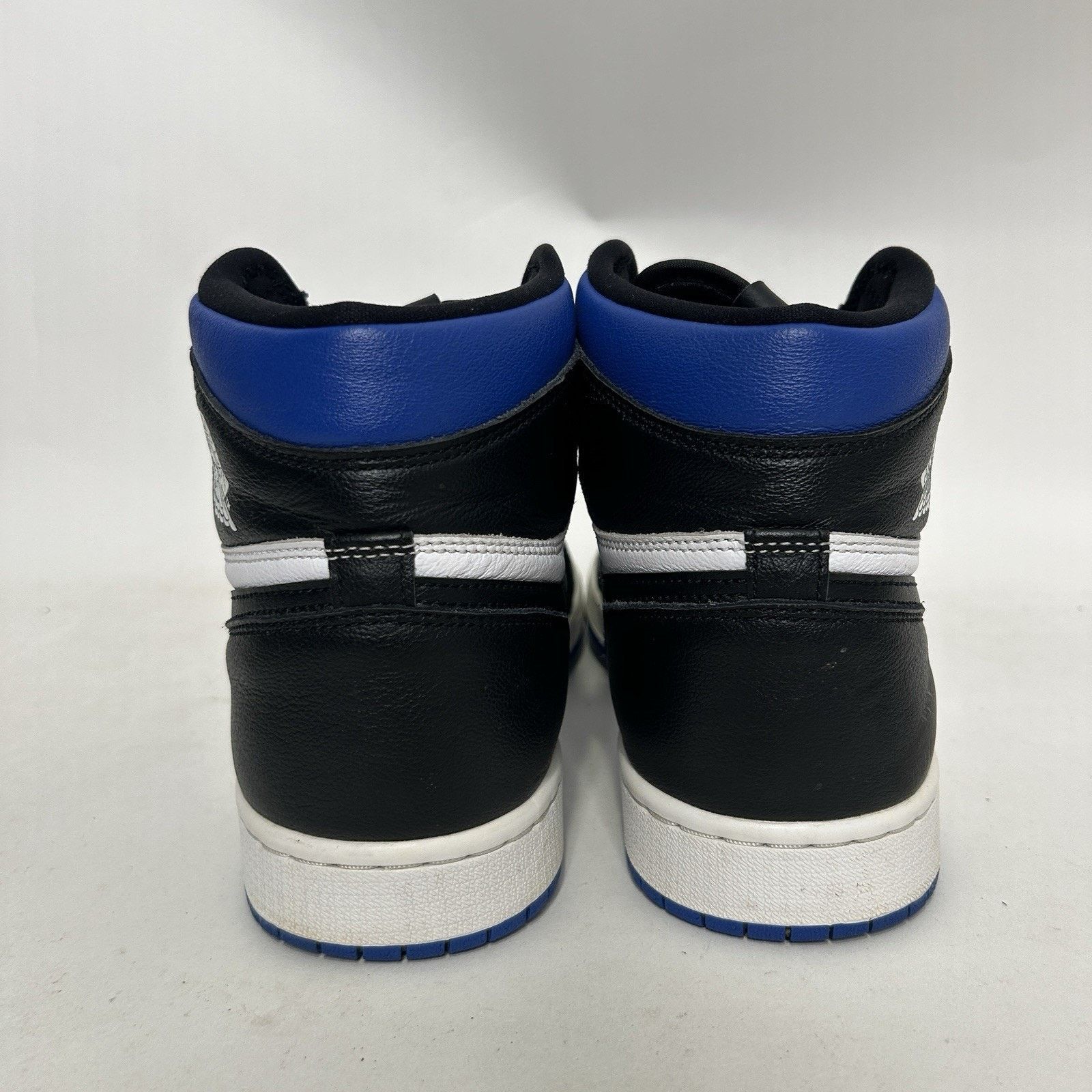 Jordan Brand Nike Air Jordan 1 Retro High OG “Royal Toe” 555088-041 Size US 9.5 / EU 42-43 - 4 Thumbnail