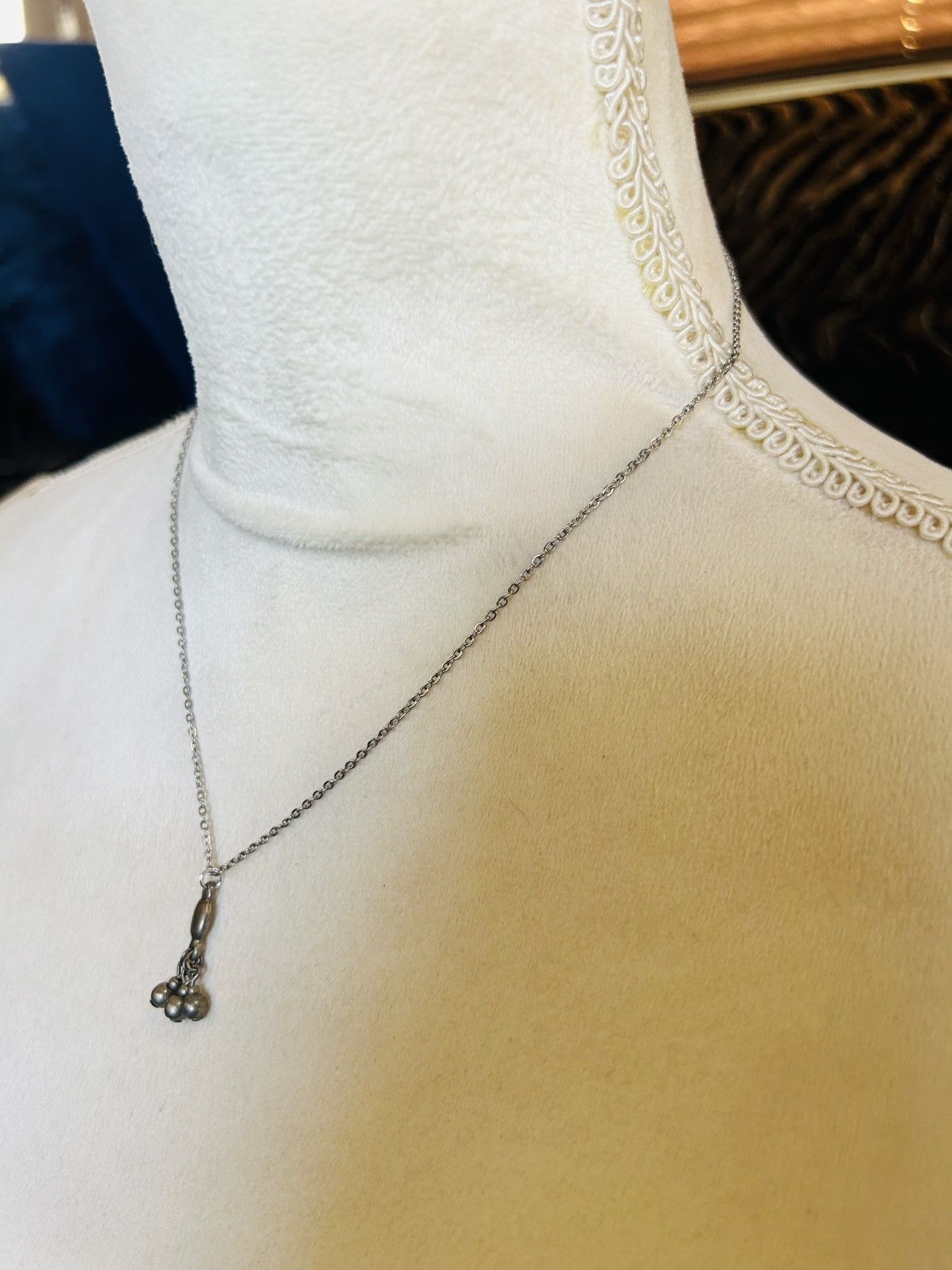 Handmade Handcrafted vintage silver dangle pendant on chain necklace Size ONE SIZE - 4 Thumbnail