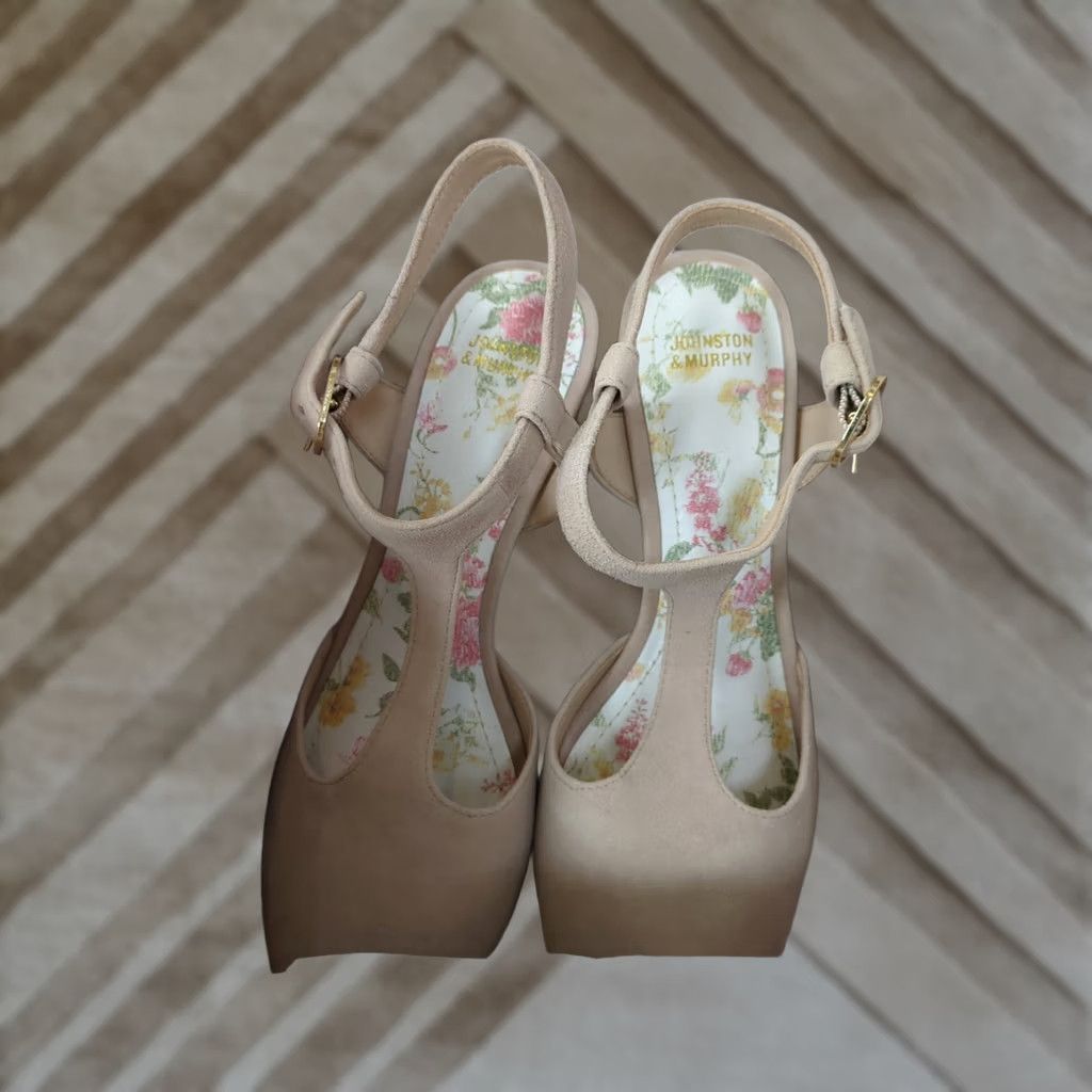 Johnston & Murphy Johnston & Murphy Laina Suede T Strap Pump Block Heel Sandal 7.5 M Sand City Strappy Shoes Women Size US 8 / IT 38 - 1 Thumbnail