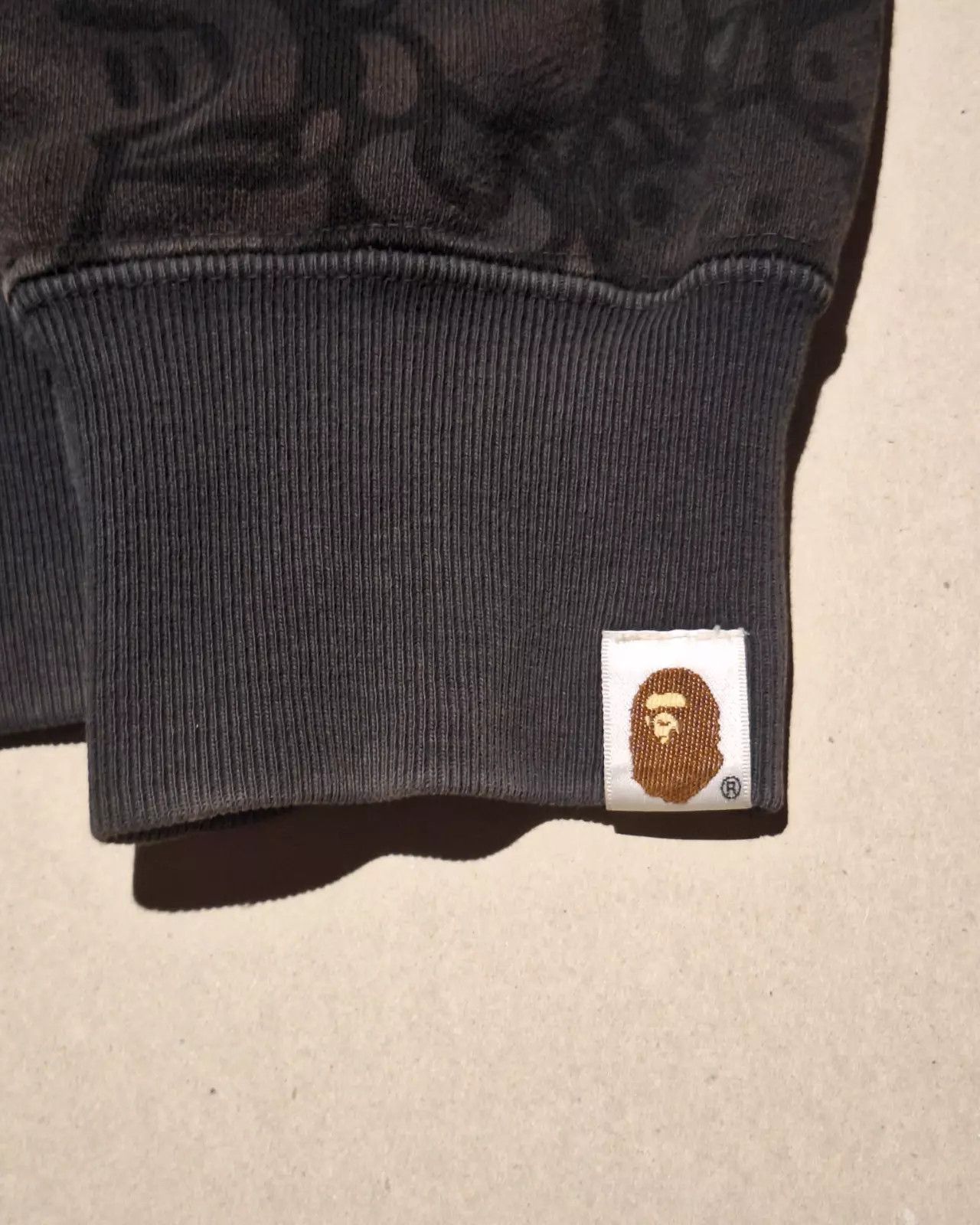 Bape × Nigo 2010 GREY OMBRE SAFARI BABY MILO ZIP UP RARE Size US L / EU 52-54 / 3 - 5 Thumbnail