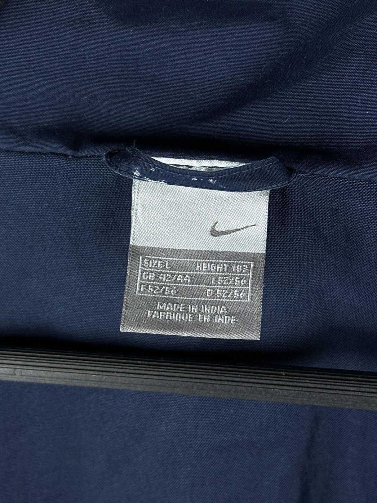 Nike Vintage Y2K Nike Big Swoosh Logo Men’s Jacket Full Zip Size US L / EU 52-54 / 3 - 19 Thumbnail