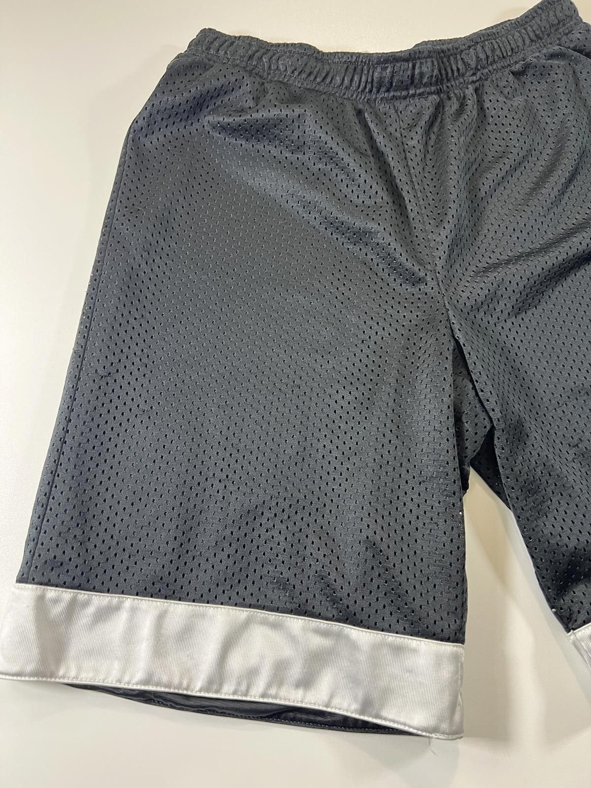 Nike Nike Black Mesh Athletic Shorts with Silver Trim Size US 32 / EU 48 - 3 Thumbnail