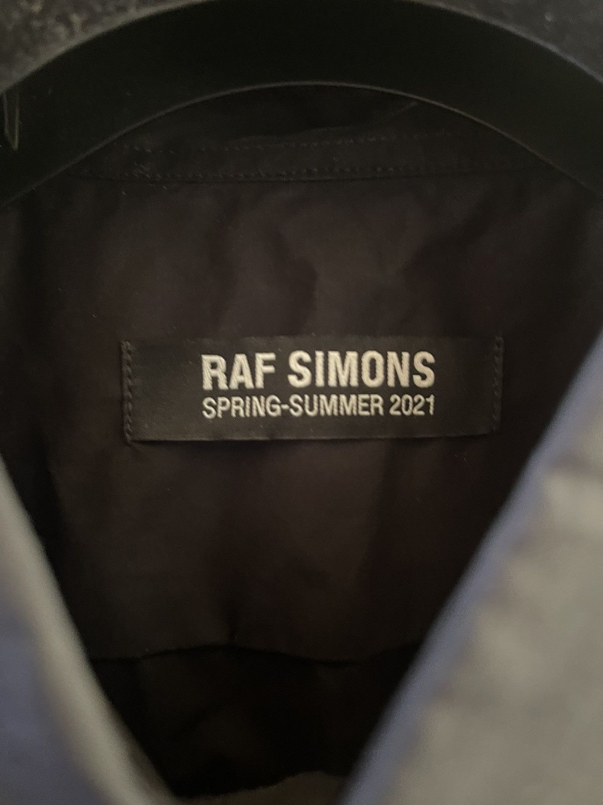 Raf Simons RAF SIMONS S/S21 Boxy Black Shirt with Silk Sleeves and Pin Size US M / EU 48-50 / 2 - 6 Thumbnail