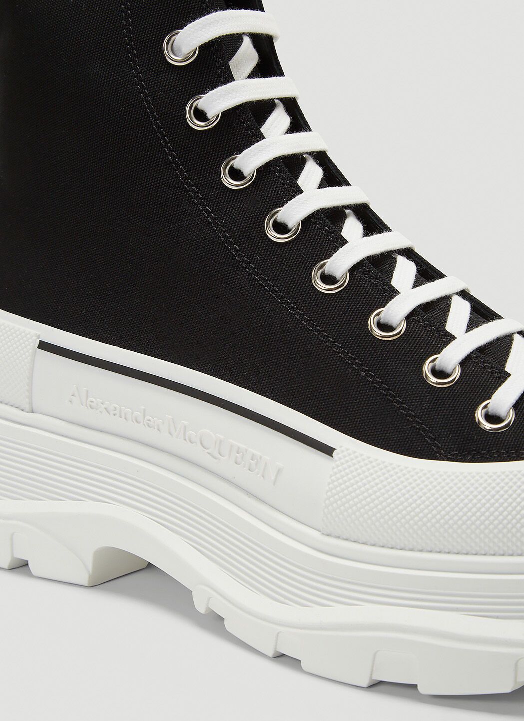 Alexander McQueen o1y1024 Hi-Top Sneakers in White & Black Size US 9.5 / EU 42-43 - 5 Thumbnail