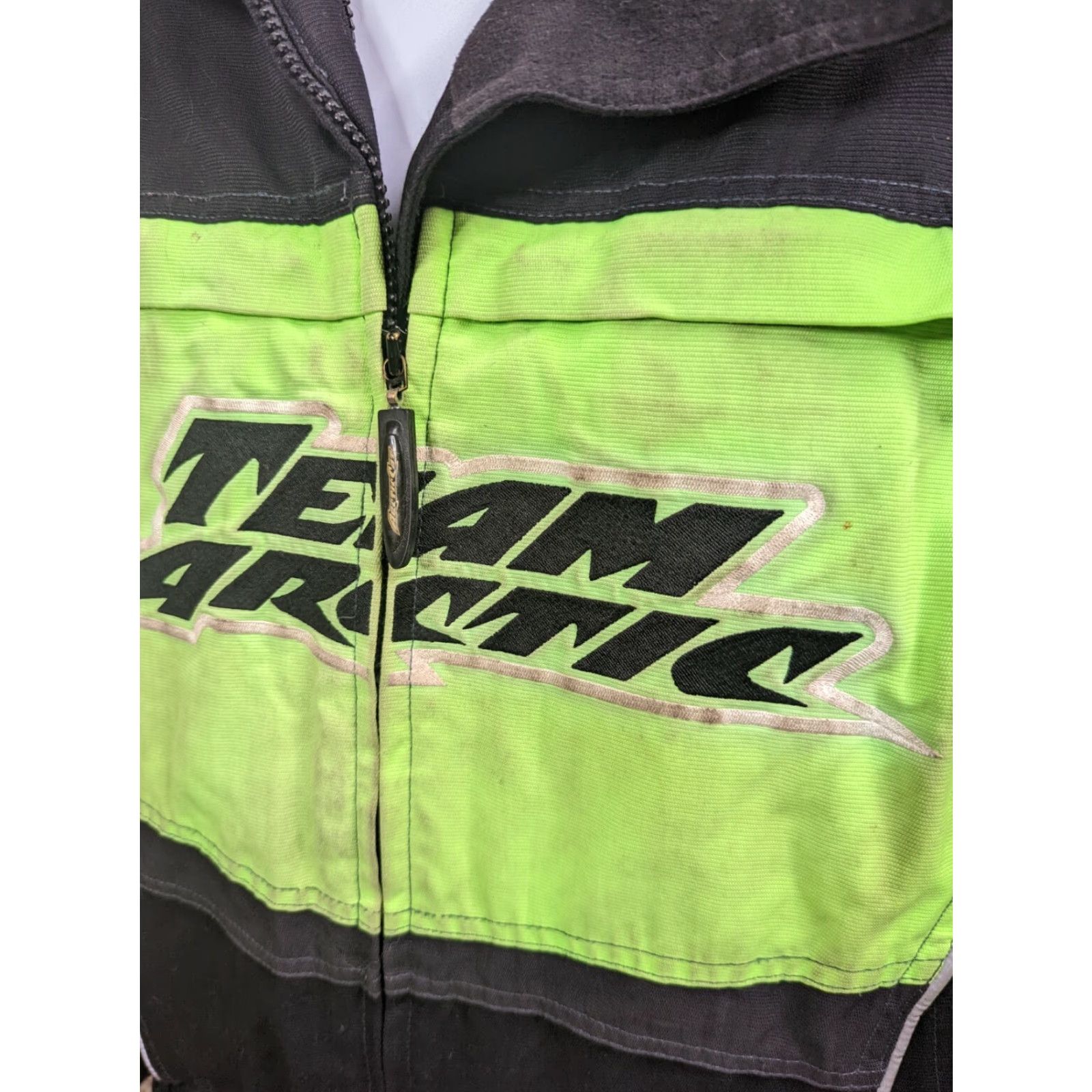 Vintage VINTAGE Arctic Cat Jacket Unisex Adults Racing Team Cat Snowmobile Distressed Size M Green Black Size US M / EU 48-50 / 2 - 6 Thumbnail