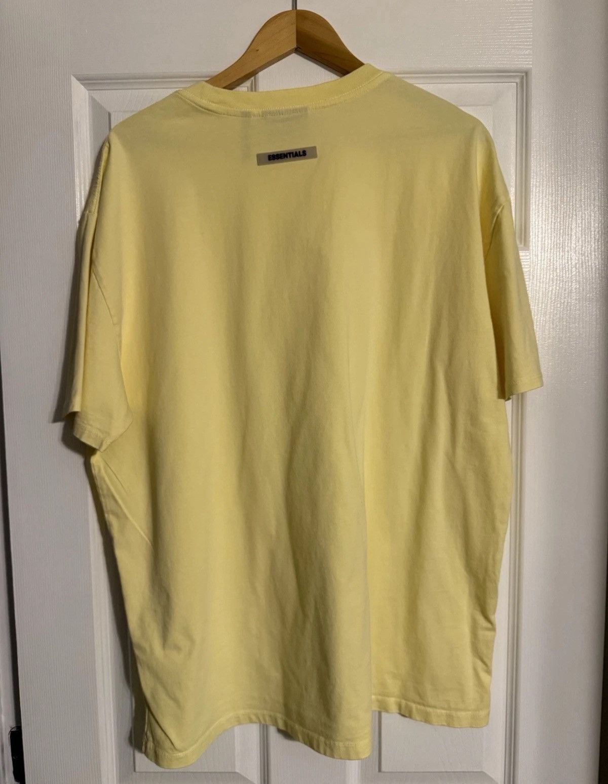 Fear of God Fear of God Essentials Yellow T-Shirt Size US L / EU 52-54 / 3 - 2 Thumbnail