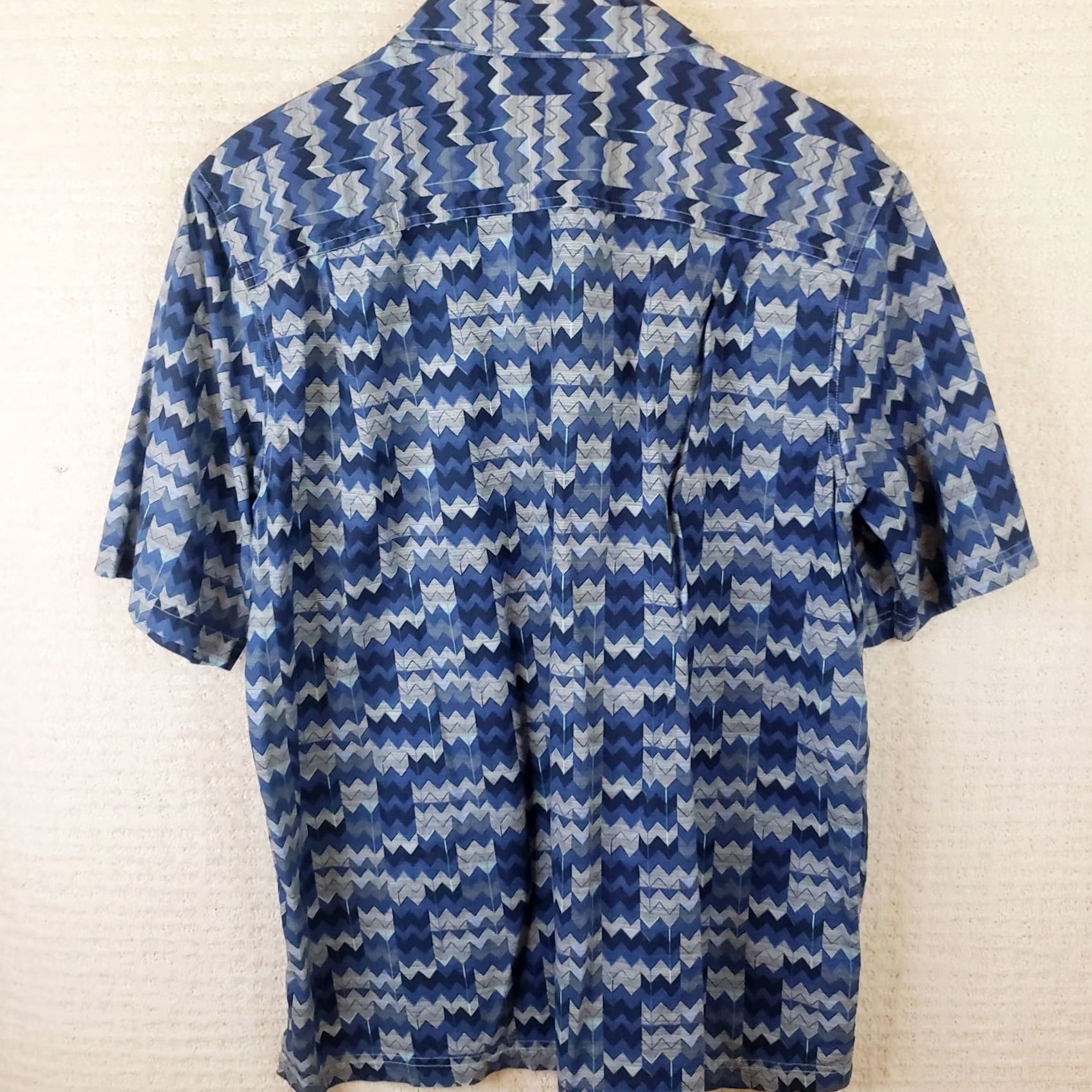 Vintage VINTAGE L.L. Bean Shirt Mens Large Button-Down Traditional Fit Blue Geometric Cotton S Slv Size US L / EU 52-54 / 3 - 6 Thumbnail