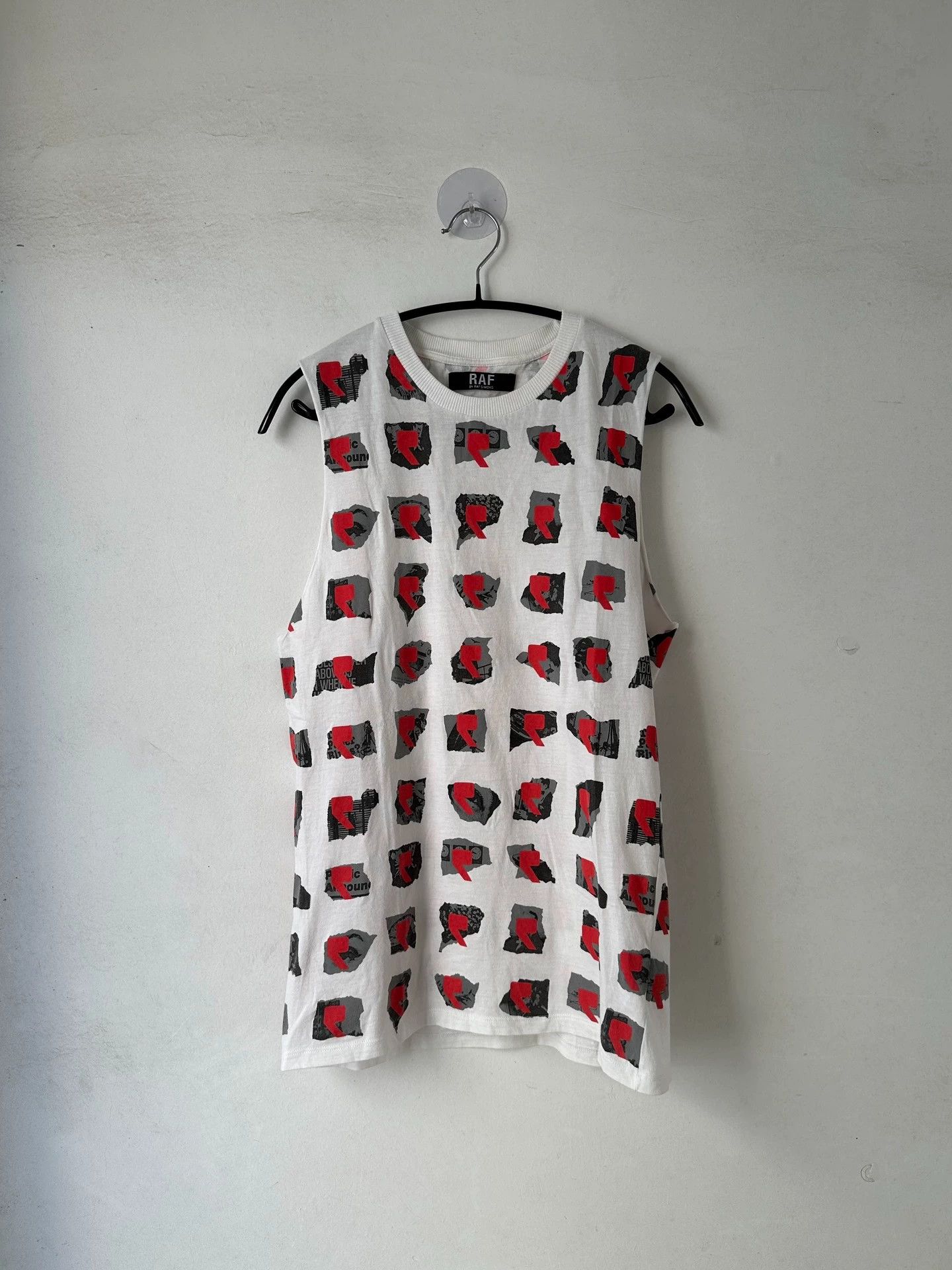 Raf Simons Raf By Raf Simons All-Over Print Vest GD MV Size M Size US M / EU 48-50 / 2 - 1 Thumbnail