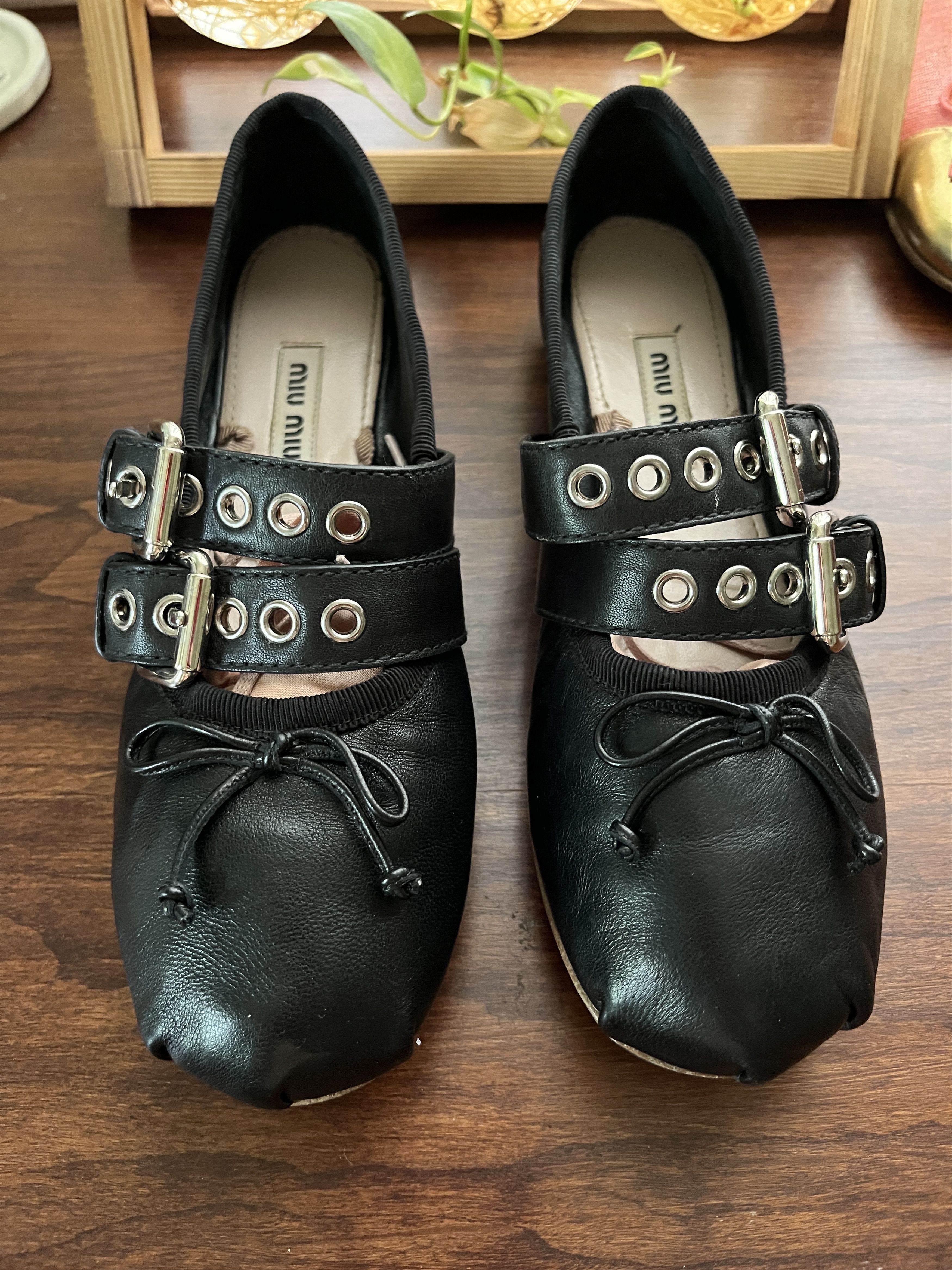 Miu Miu Miu Miu ballet flats size 35 with box and ribbons Size US 5 / IT 35 - 1 Thumbnail