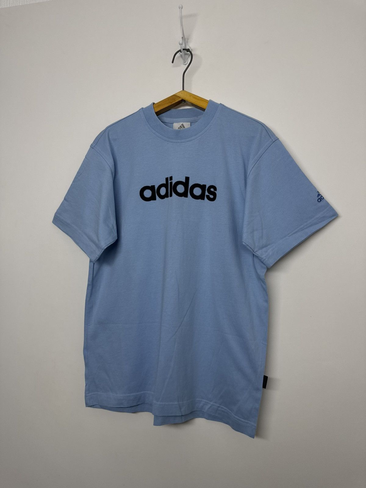 Adidas Vintage Adidas Big Logo T-Shirt 90’s Size US S / EU 44-46 / 1 - 5 Thumbnail