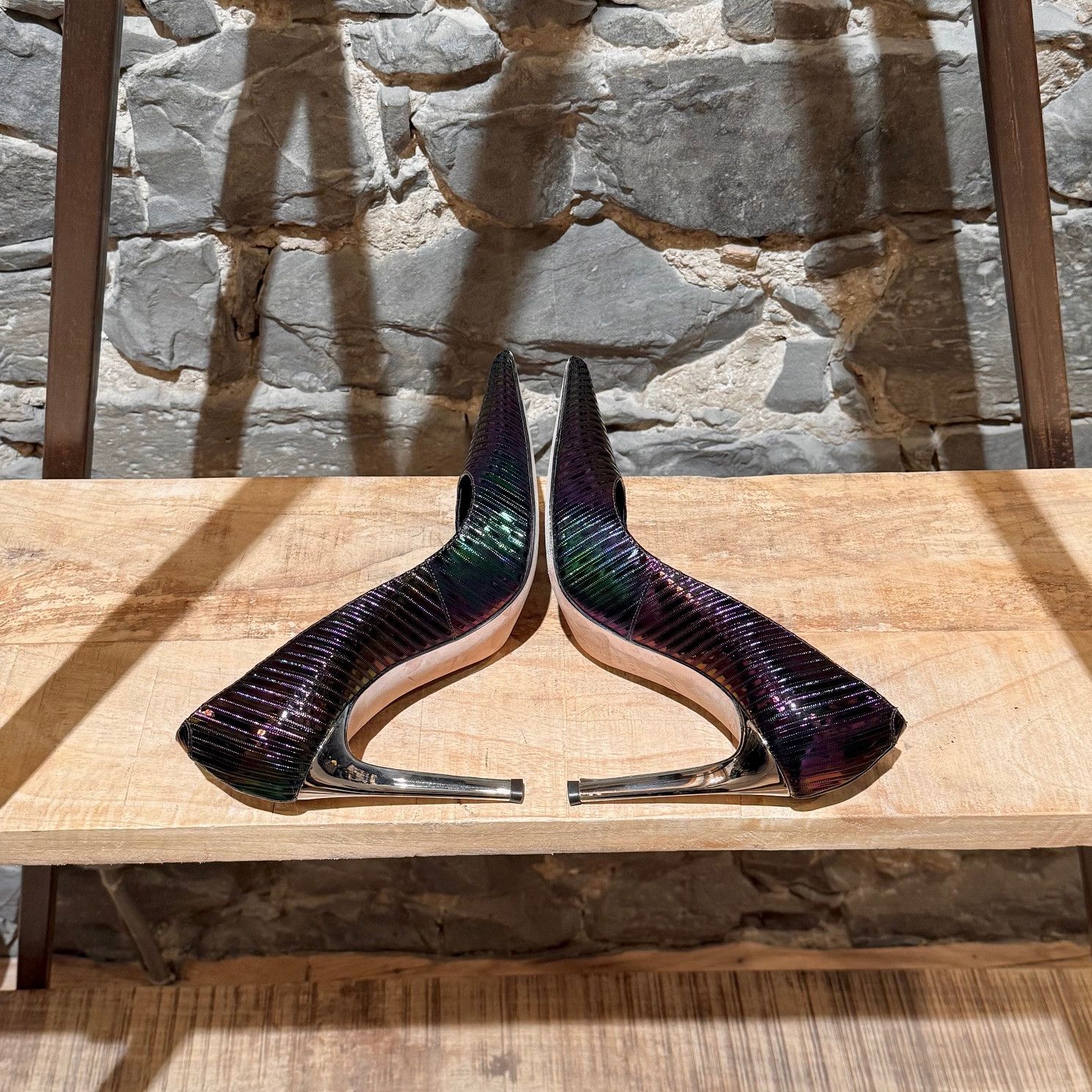 Giuseppe Zanotti Giuseppe Zanotti Iridescent Purple Killboy Patent Pumps Size US 8.5 / IT 38.5 - 10 Thumbnail