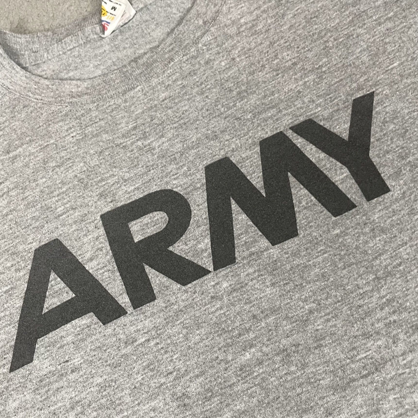 Vintage VINTAGE Army T Shirt Adult M Gray United States Physical Fitness Uniform Short Sleeve Crew Neck Mens Size US M / EU 48-50 / 2 - 3 Thumbnail