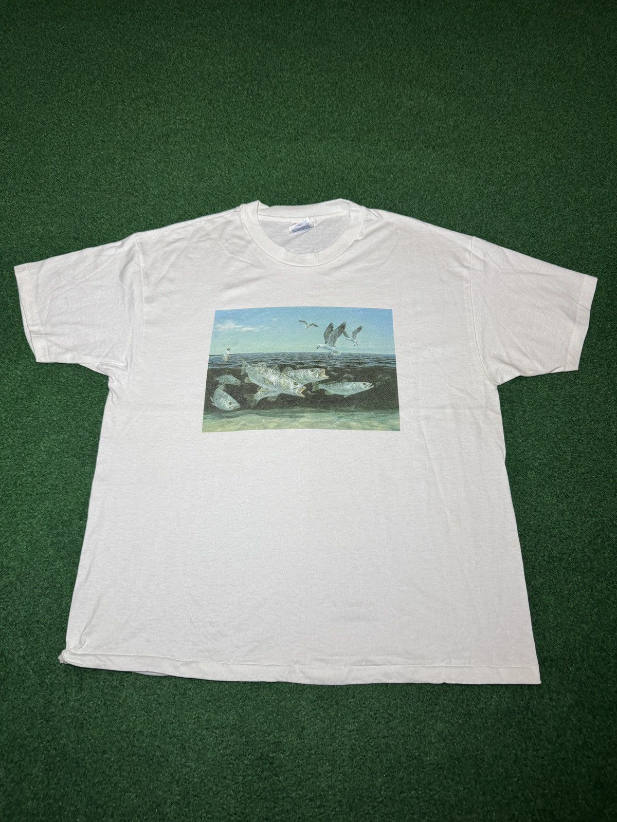 Hanes Vintage Lake Fishing Trout Bass Fish 90s Never Worn T Shirt Size US XL / EU 56 / 4 - 1 Thumbnail