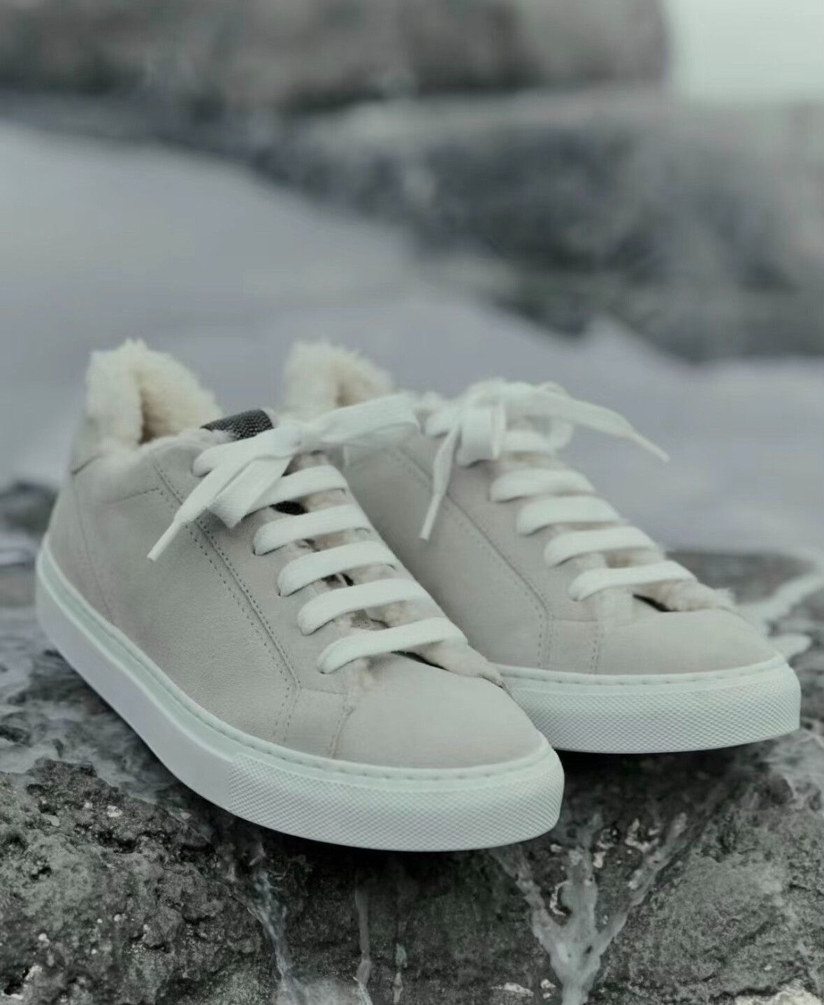 Brunello Cucinelli Brunello Cucinelli Women's Fleece Sneakers Size US 5 / IT 35 - 1 Thumbnail