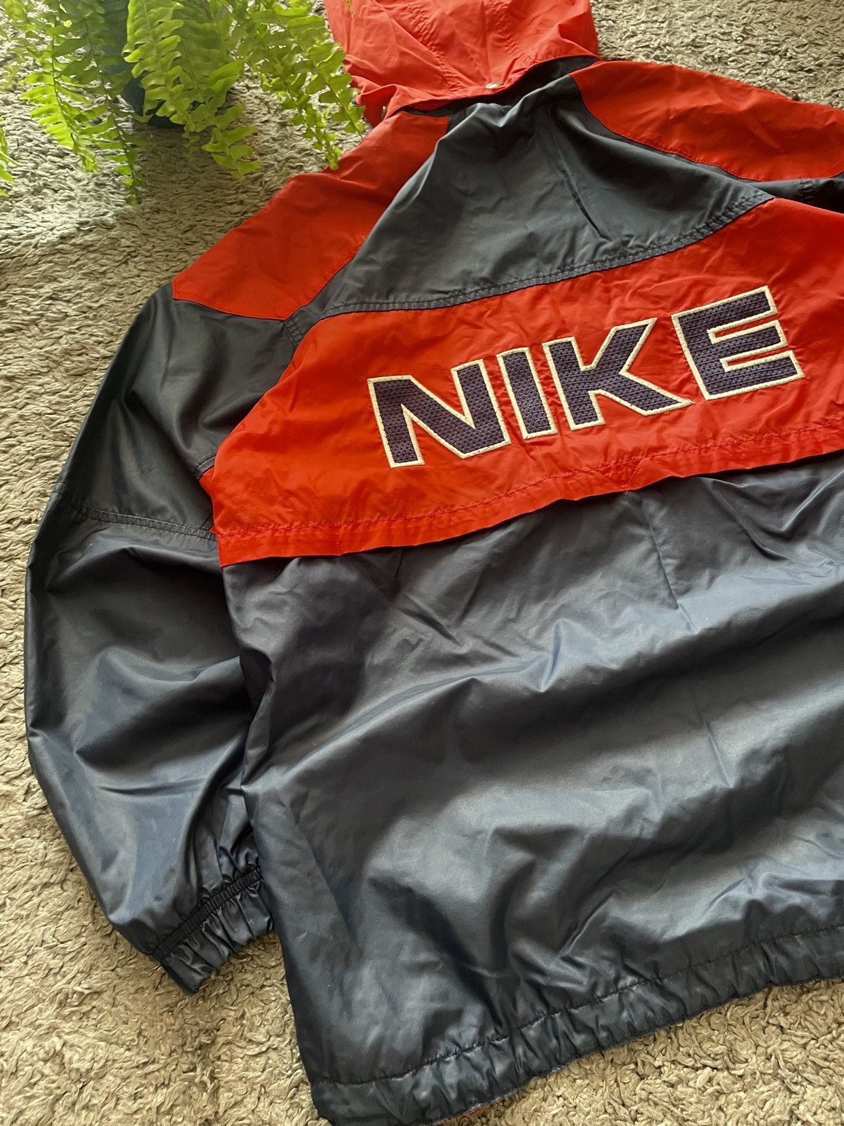 Nike × Vintage 90s Nike Vintage Light Jacket Streetwear Big Logo Swoosh Size US L / EU 52-54 / 3 - 6 Thumbnail