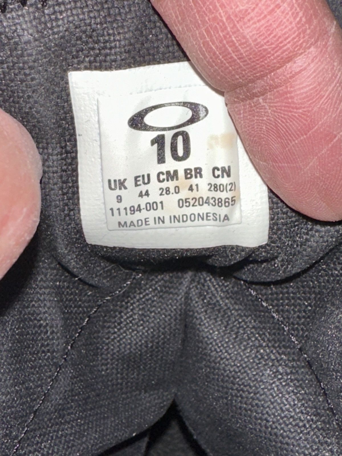 Oakley OAKLEY 8" FIELD ASSAULT BLK LEATHER TACTICAL BOOTS 10US READ Size US 10 / EU 43 - 10 Thumbnail