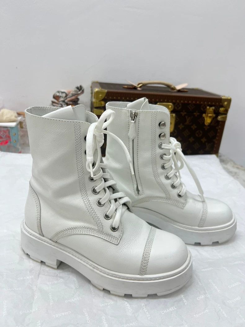 Prada Miu Miu Logo Martin Boots Size 37-2506 Size US 6 / IT 36 - 4 Thumbnail