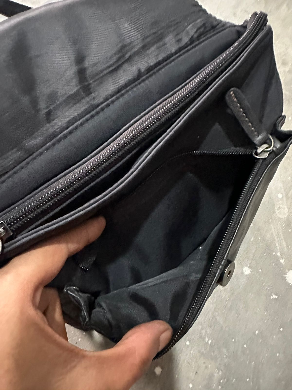 Yohji Yamamoto 🔥Ysaccs by Yohji Yamamoto nylon and leather Crossbody bag Size ONE SIZE - 9 Thumbnail