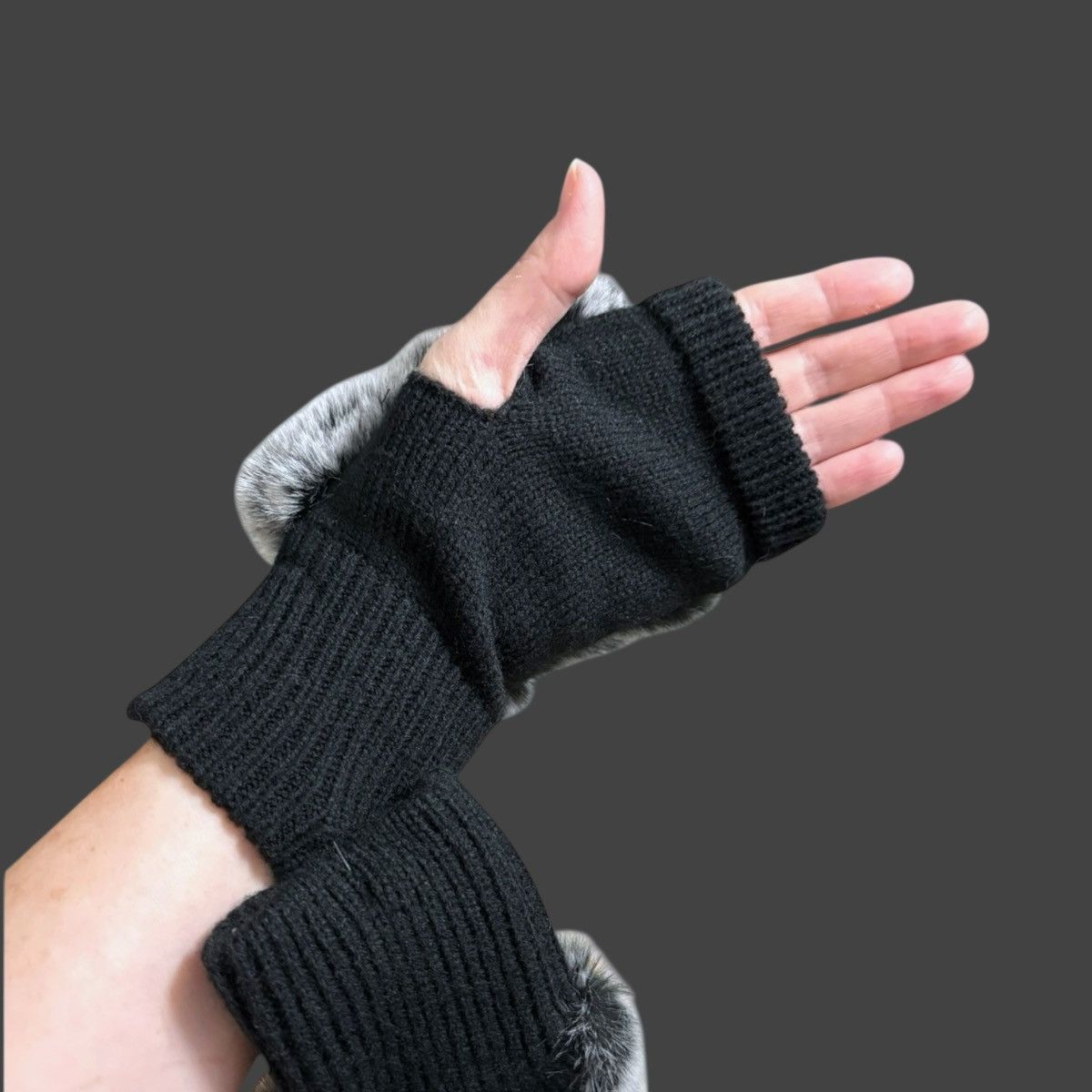 Other Jocelyn Women’s Fur Knit Fingerless Gloves Sz OS Size ONE SIZE - 6 Thumbnail