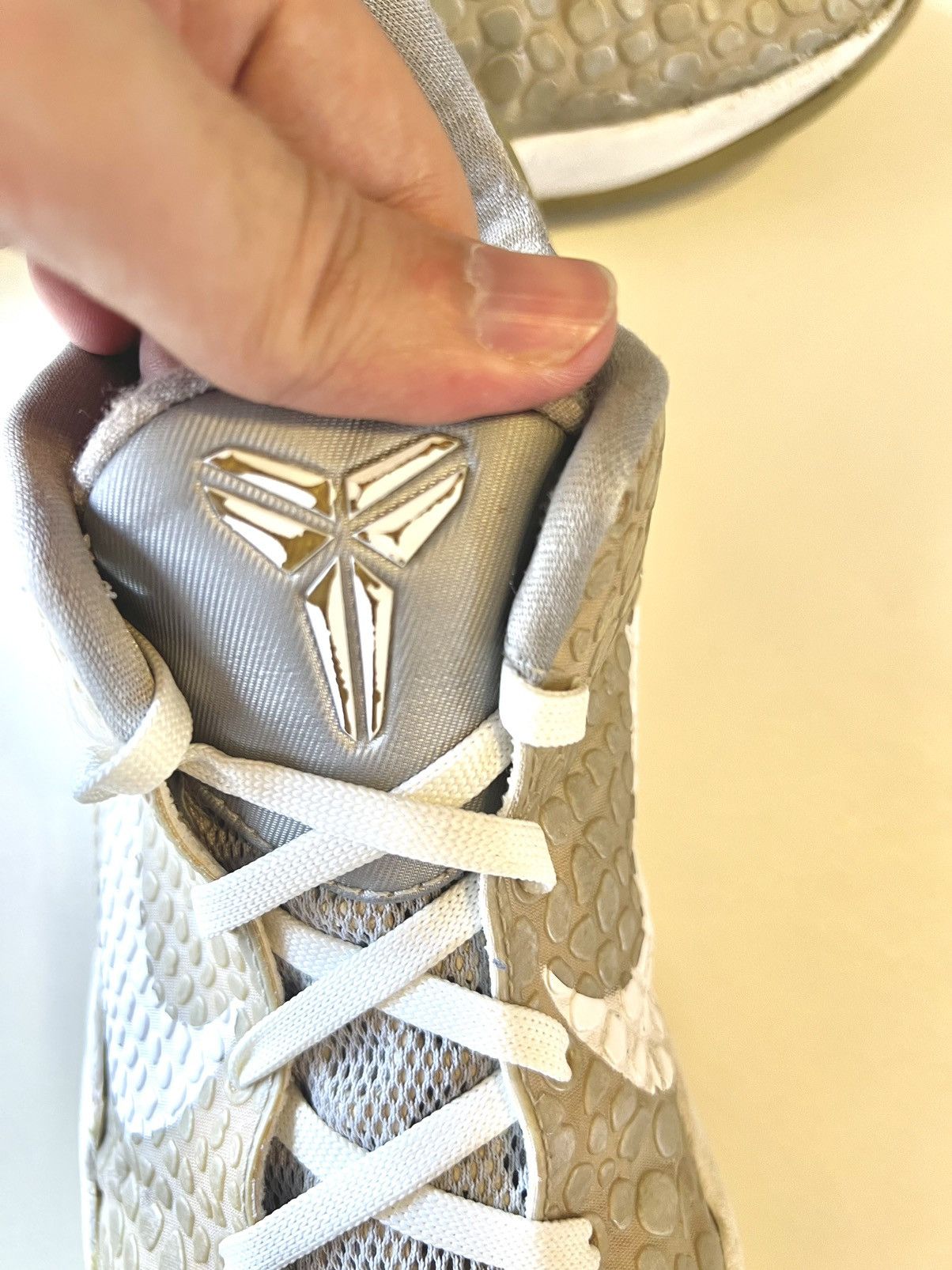 Nike Nike Kobe 6 Metallic Silver Size US 10.5 / EU 43-44 - 7 Thumbnail