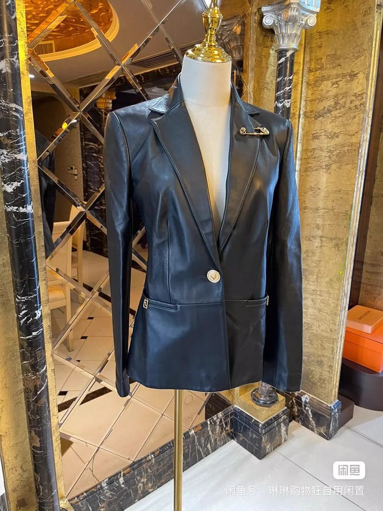 Versace Versace Sheepskin blazer Size M / US 6-8 / IT 42-44 - 3 Thumbnail