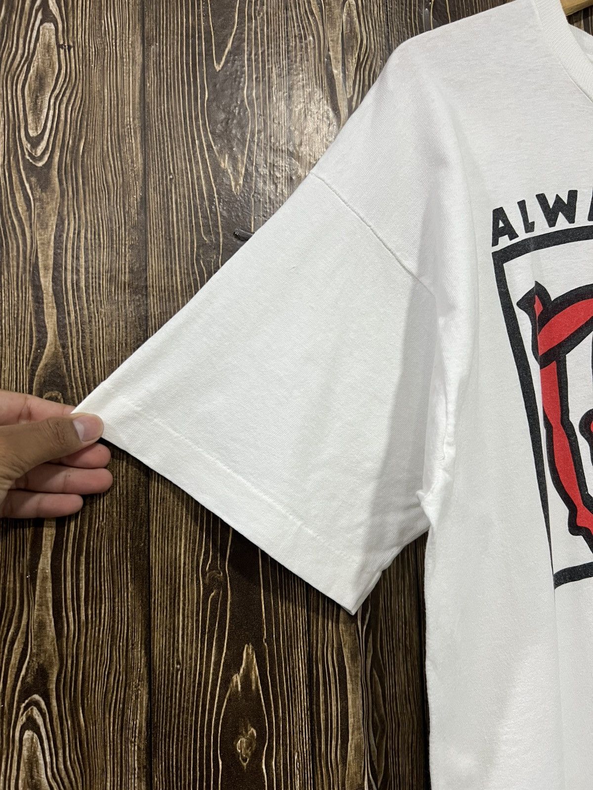 Keith Haring Vintage 90s Pop Art ‘Always A Kick’ Like Keith Haring Tshirt Size US XL / EU 56 / 4 - 4 Thumbnail